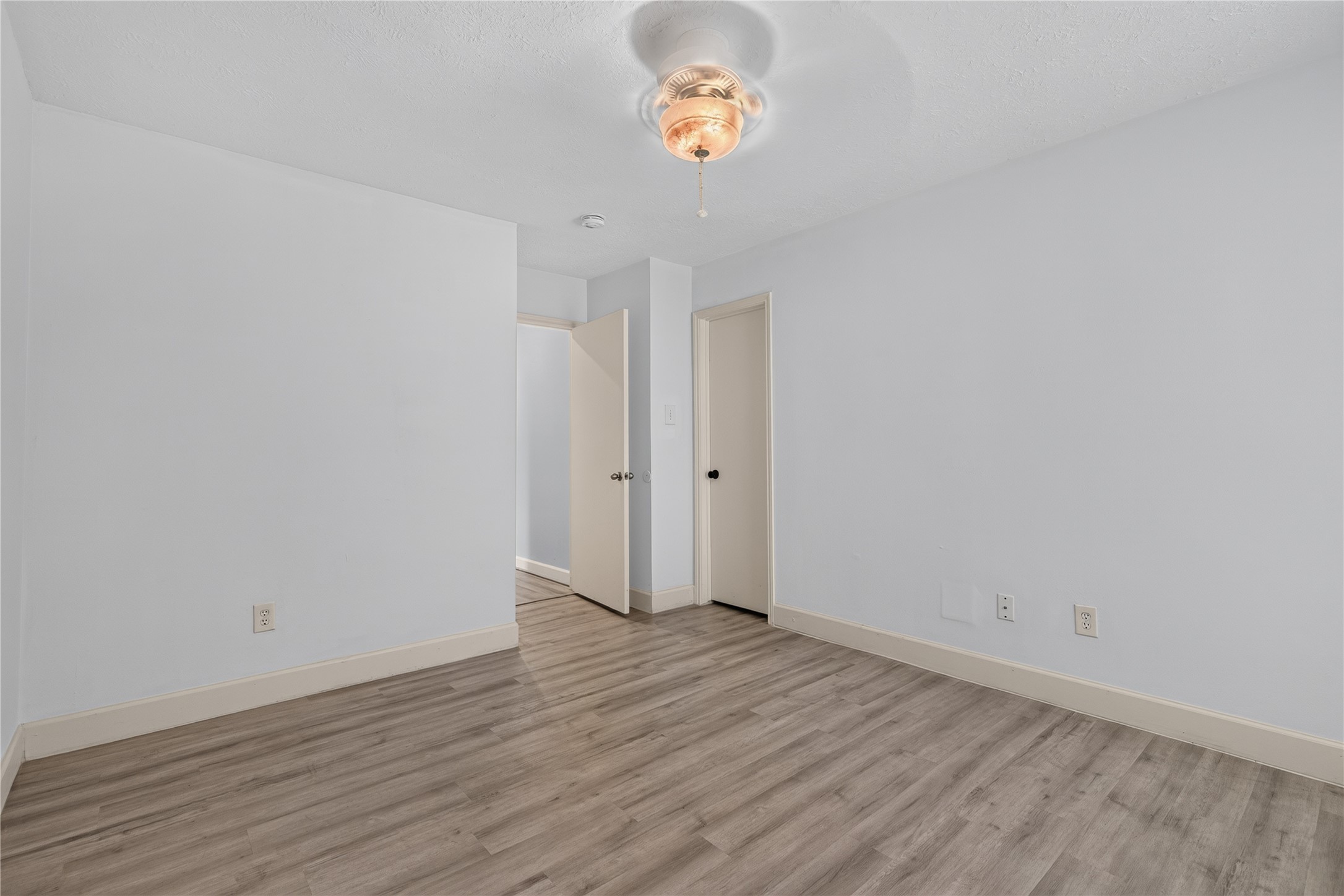 7206 Glen Rosa Drive Property Photo 15