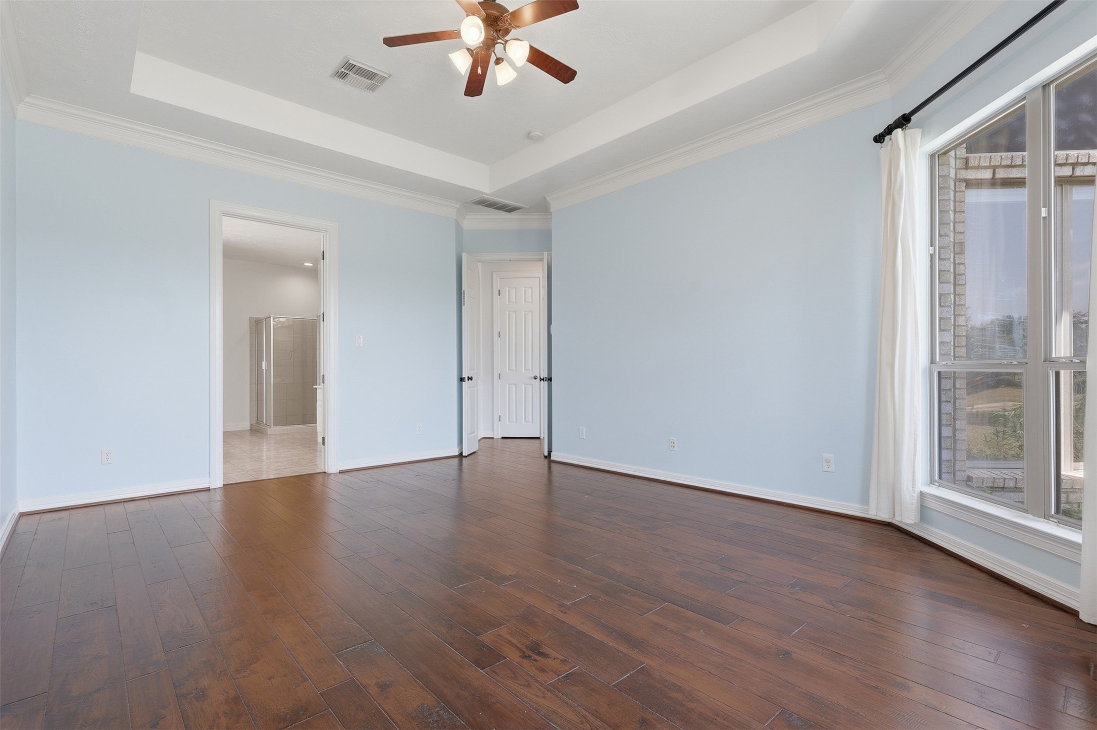 1906 Lake Grayson Drive Property Photo 19