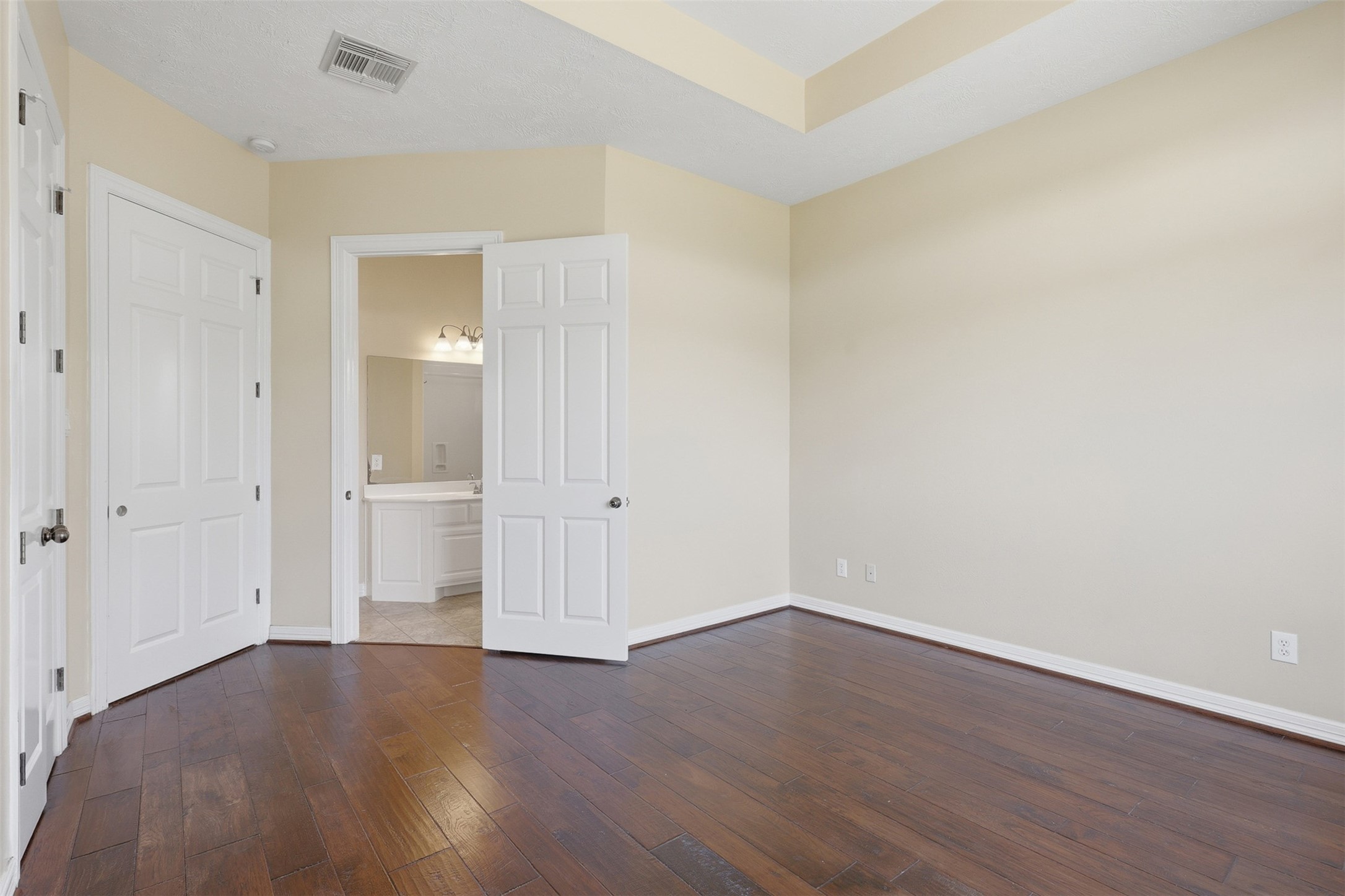 1906 Lake Grayson Drive Property Photo 25