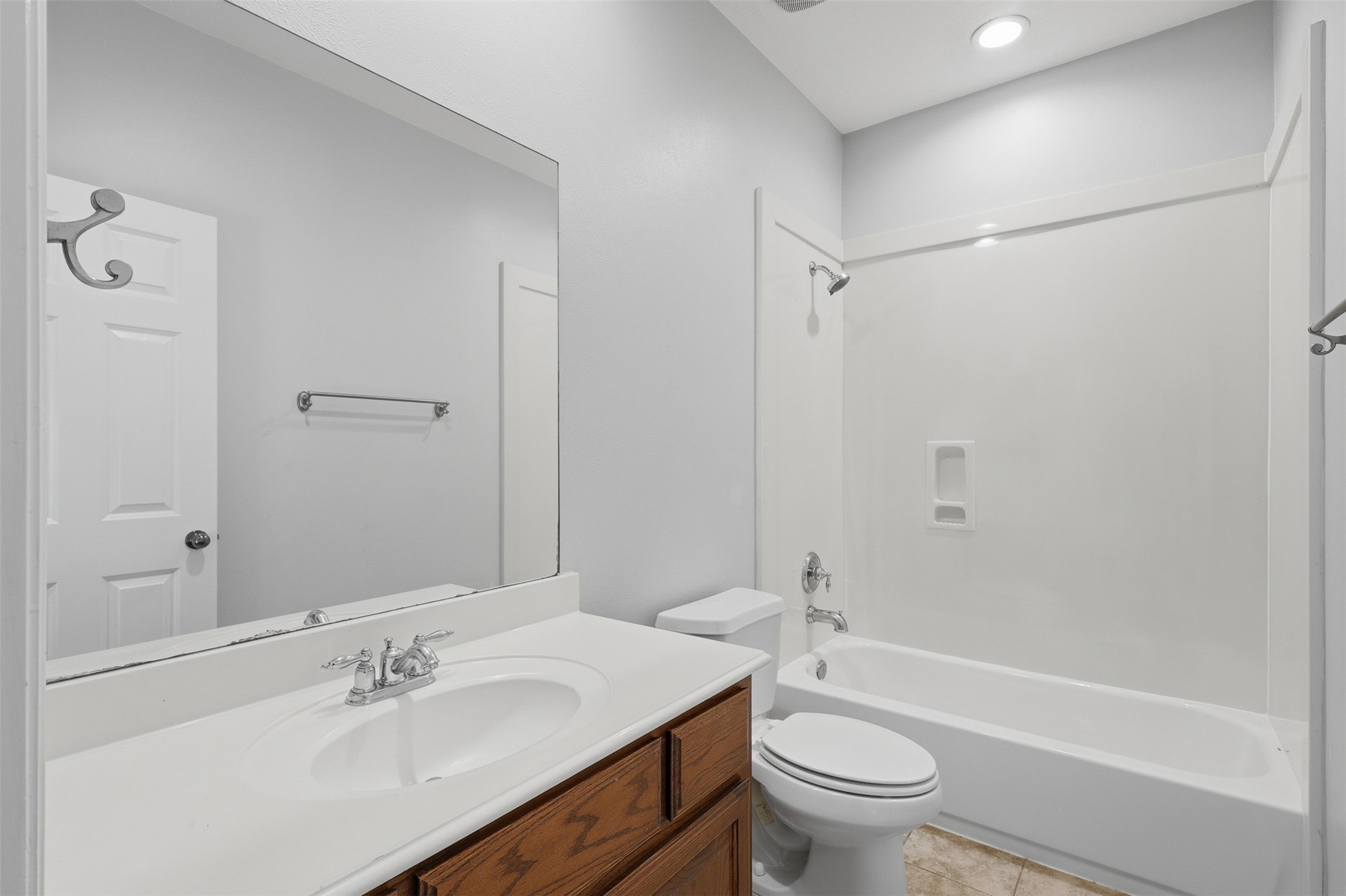 1906 Lake Grayson Drive Property Photo 32