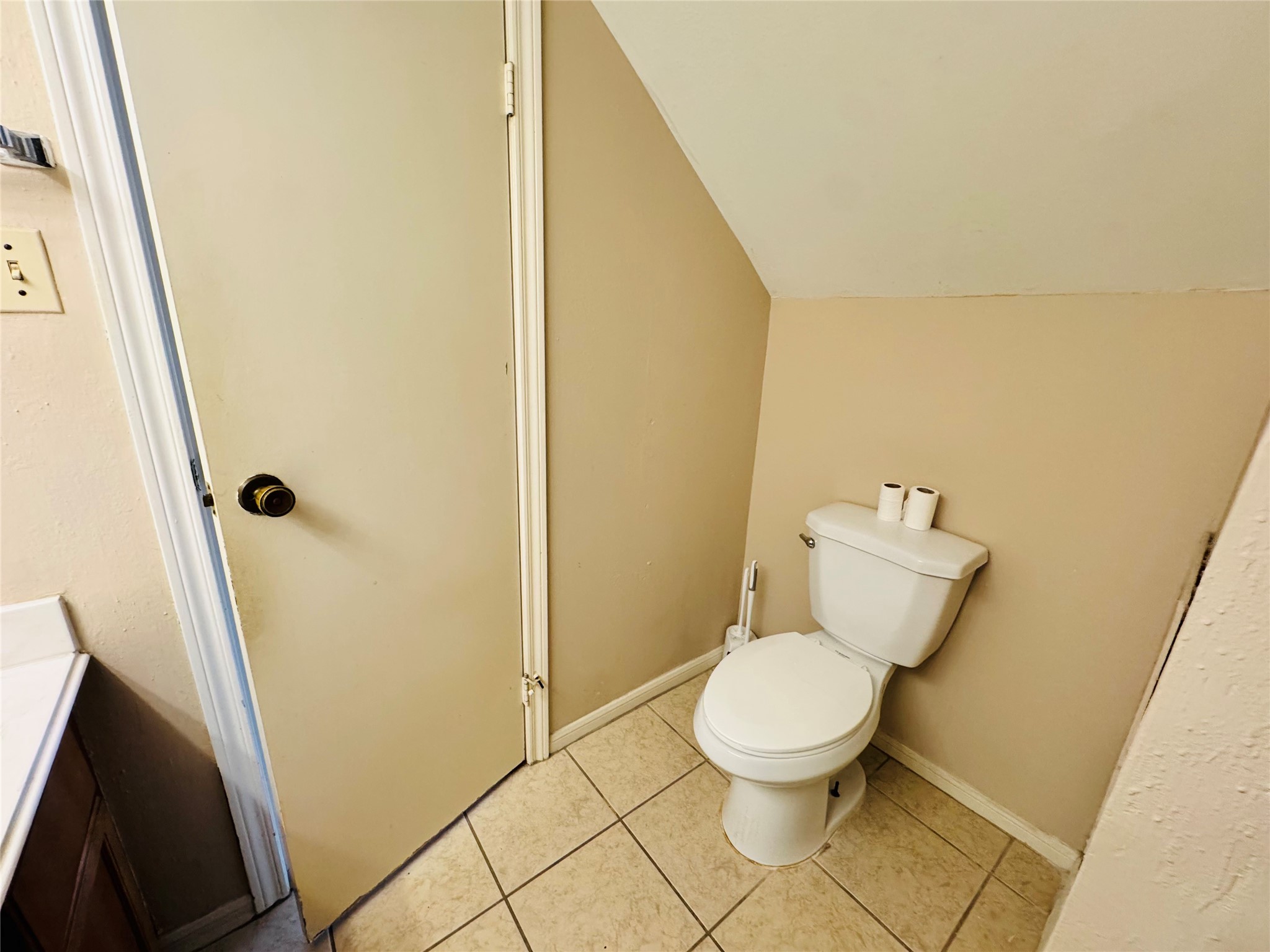 3100 Walnut Bend Lane 324 Property Photo 15
