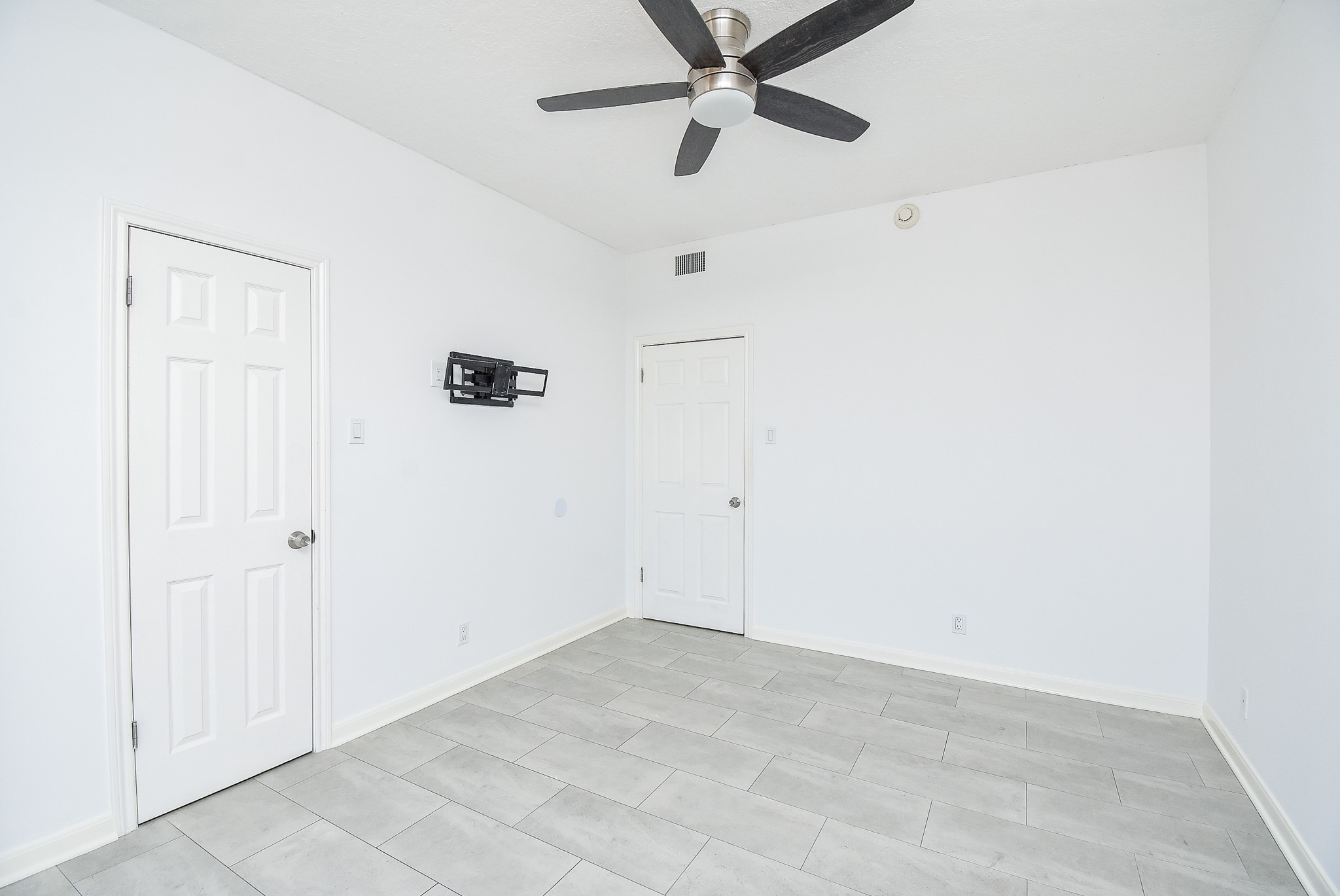 3350 Mccue Road 1801 Property Photo 20