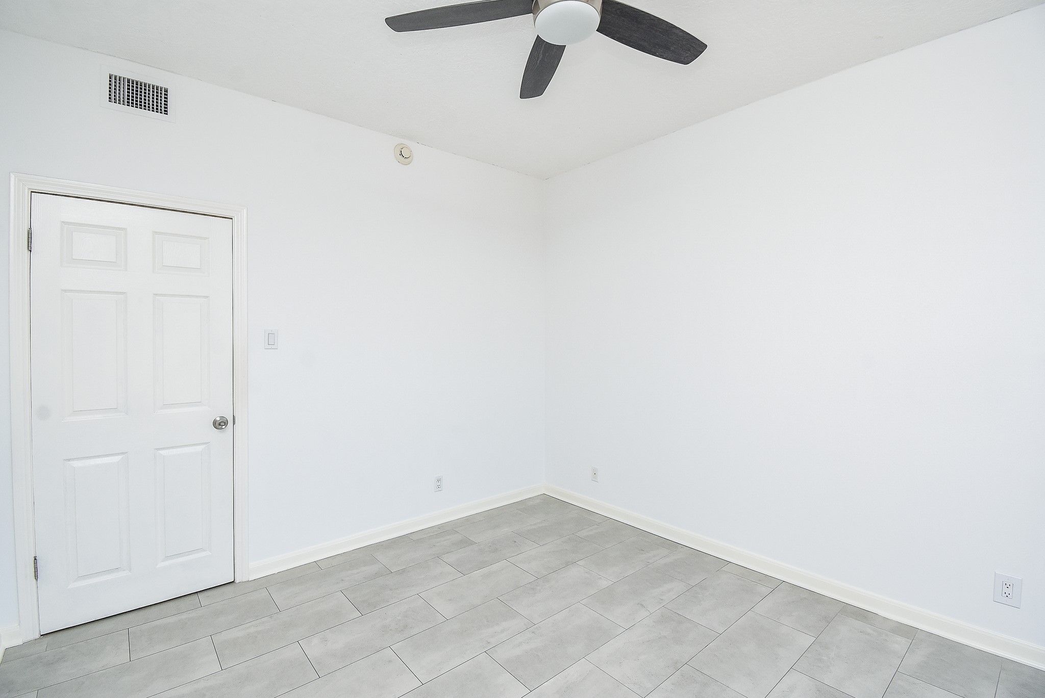 3350 Mccue Road 1801 Property Photo 21