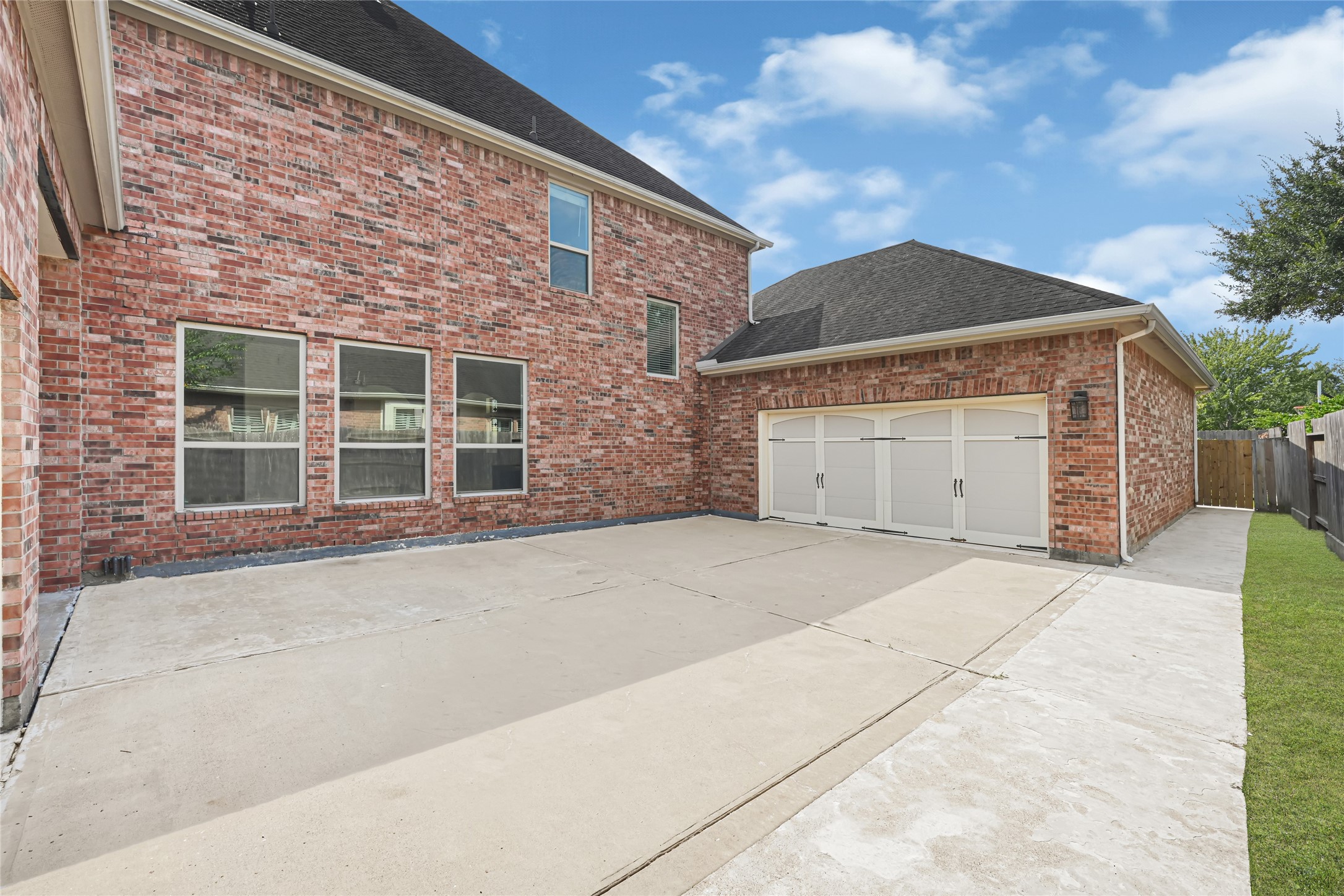 4526 Broken Rock Lane Property Photo 4
