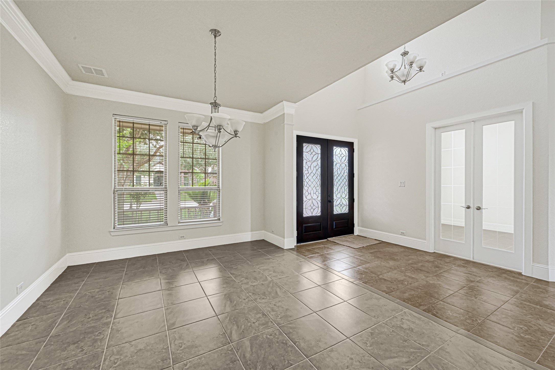 4526 Broken Rock Lane Property Photo 5