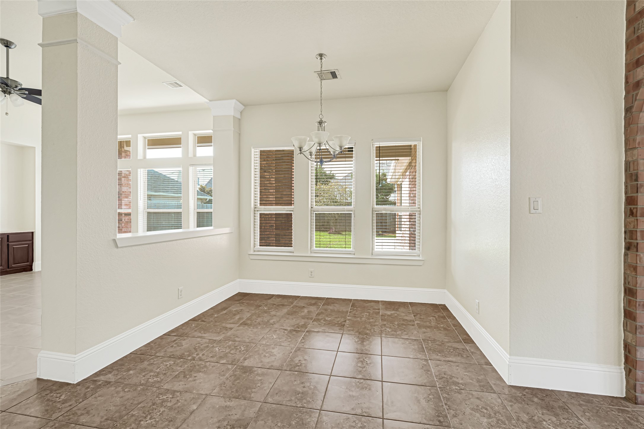 4526 Broken Rock Lane Property Photo 14