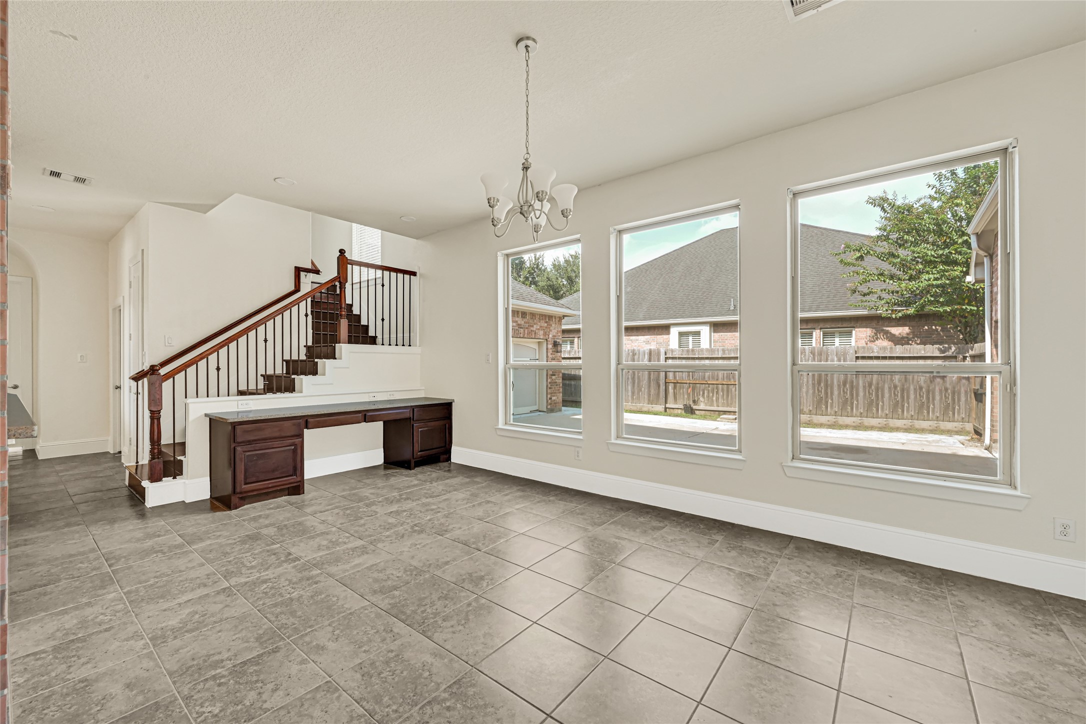 4526 Broken Rock Lane Property Photo 17
