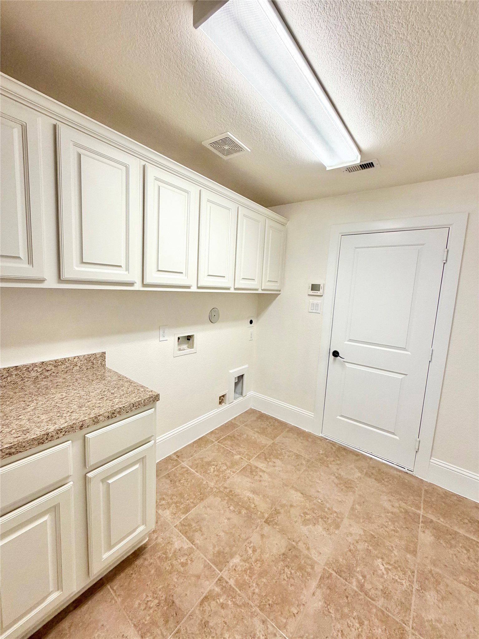 4526 Broken Rock Lane Property Photo 19