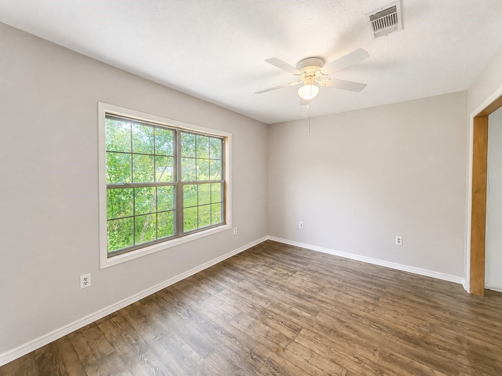 829 Fm 1004 W Property Photo 18