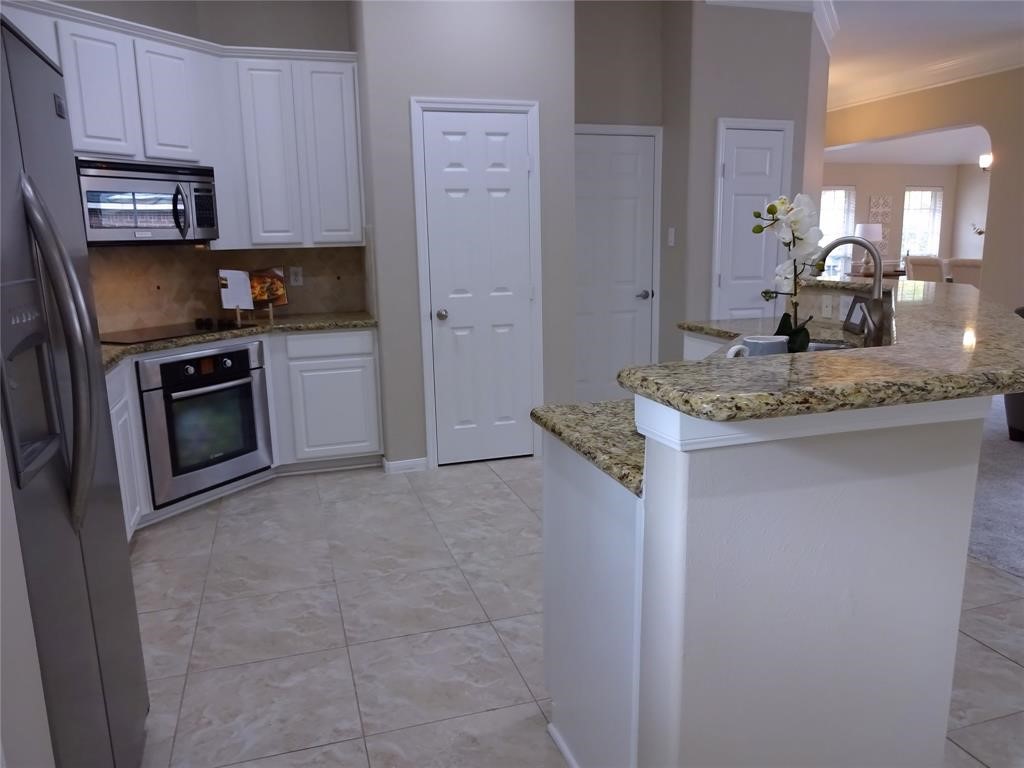 14 Paddock Pines Place Property Photo 9