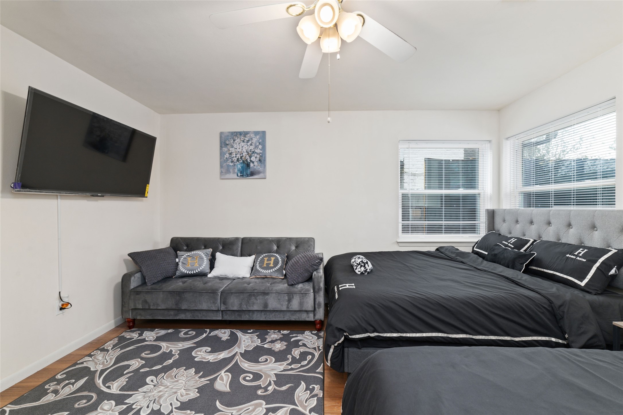 11915 Sea Shore Drive Property Photo 6
