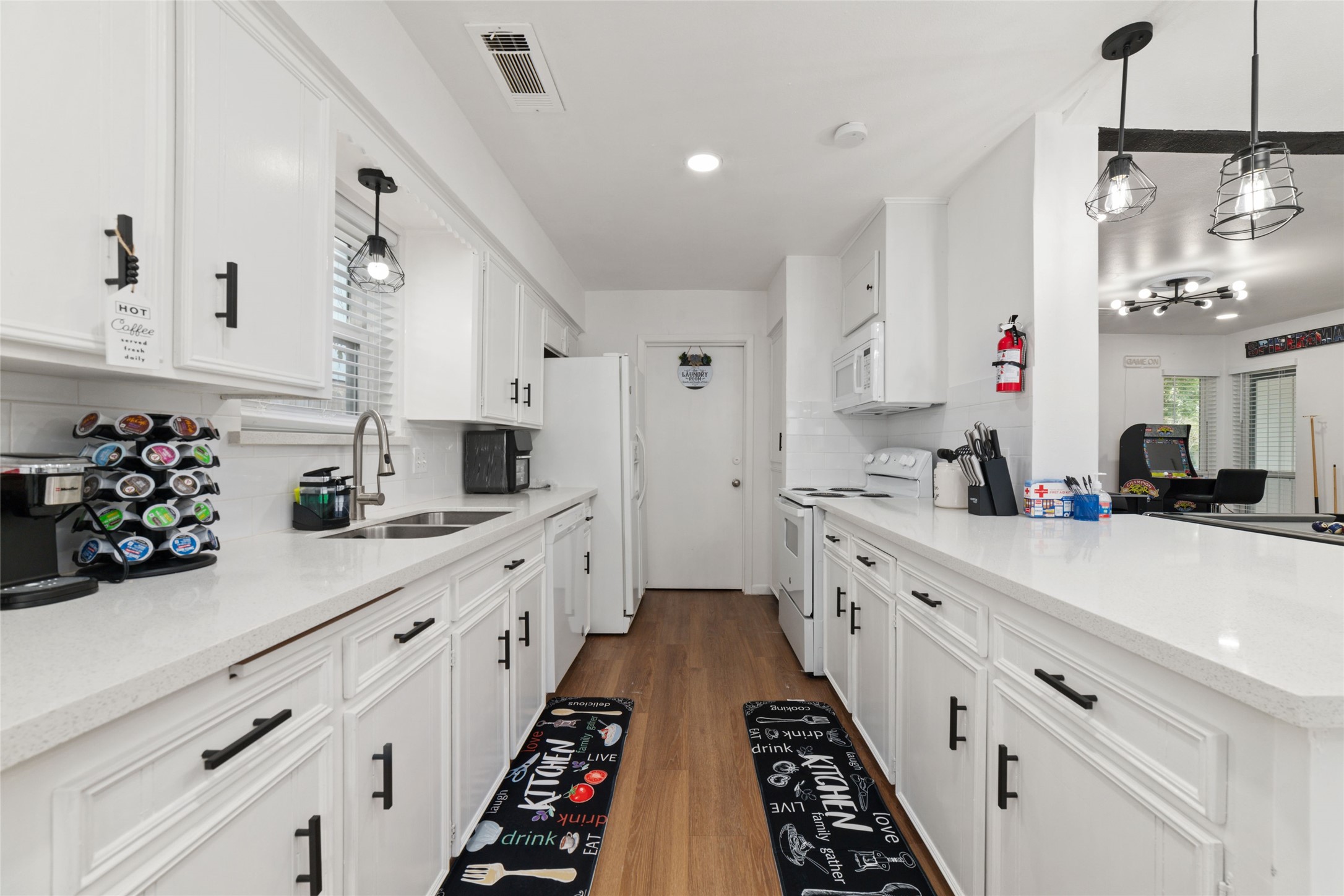 11915 Sea Shore Drive Property Photo 19