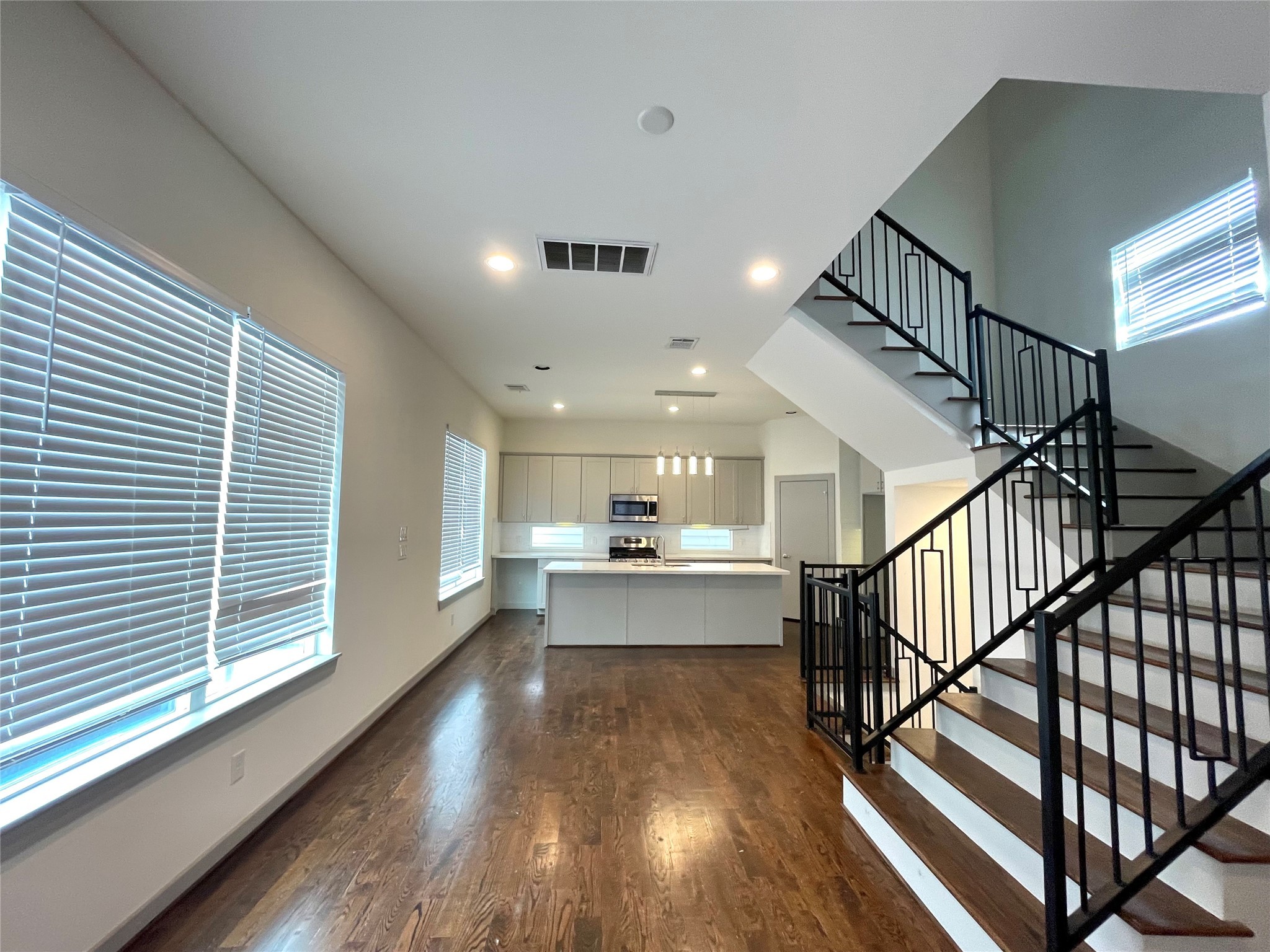 2405 Bastrop Street Property Photo 7