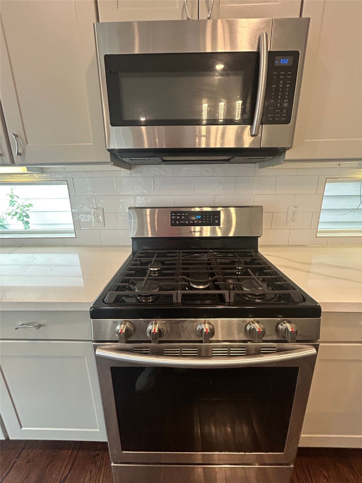 2405 Bastrop Street Property Photo 8