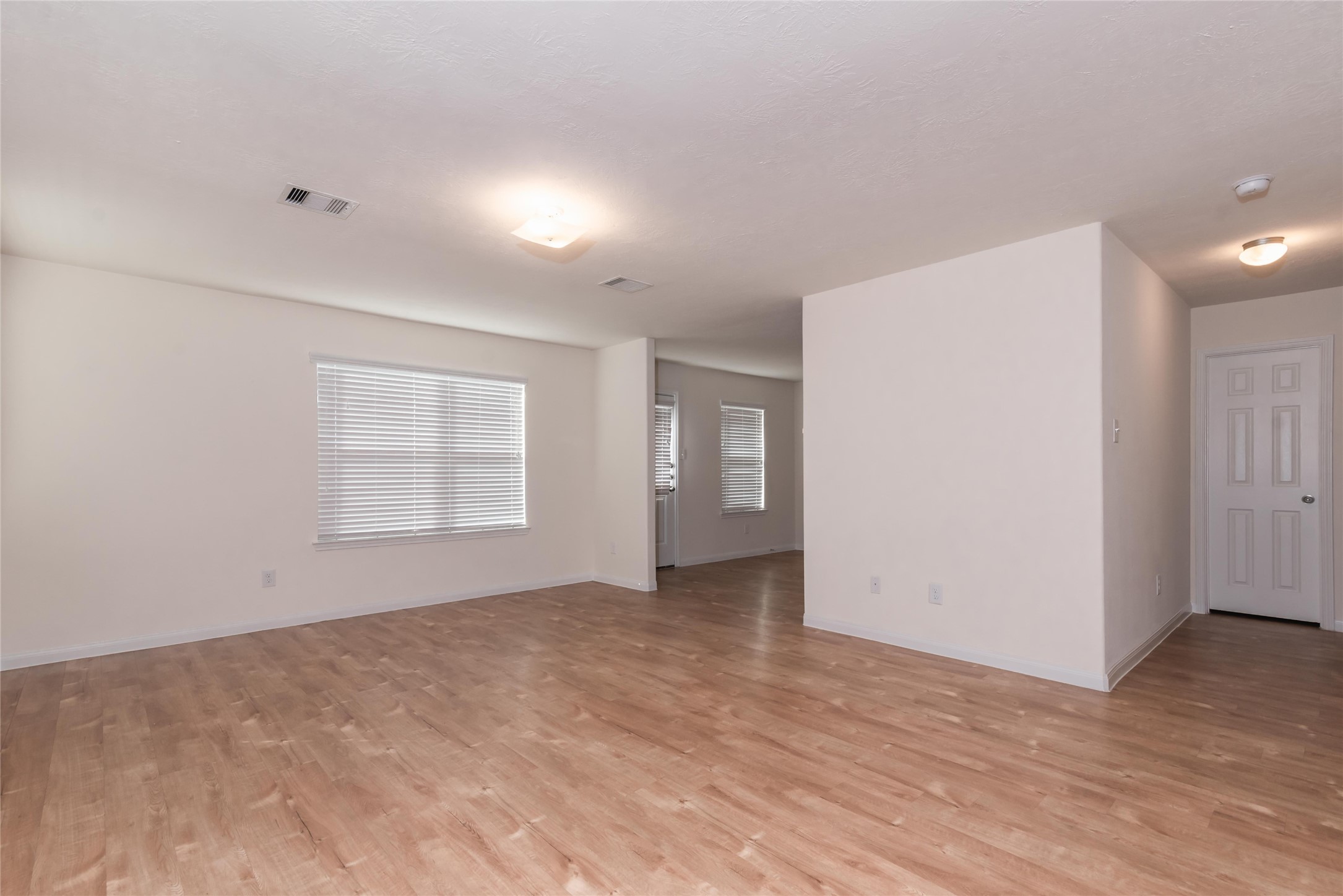 13435 Ella View Lane Property Photo 5