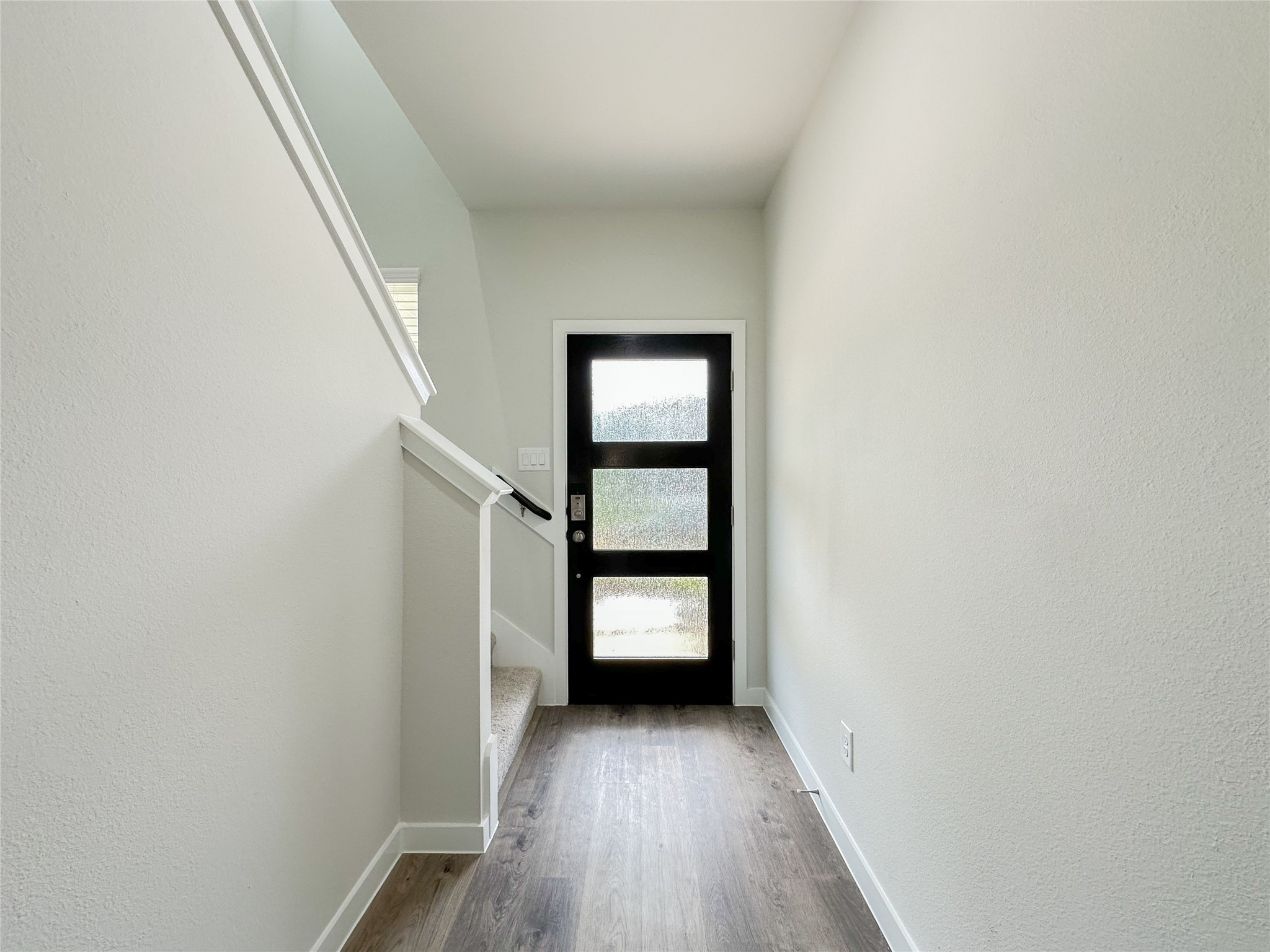 7806 Alset Dr Property Photo 3