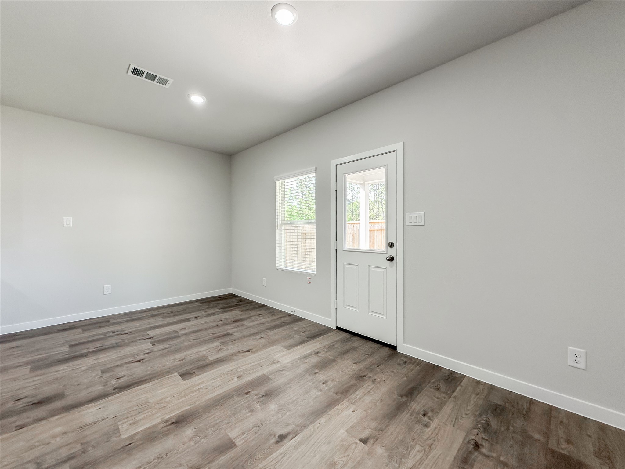 7806 Alset Dr Property Photo 9