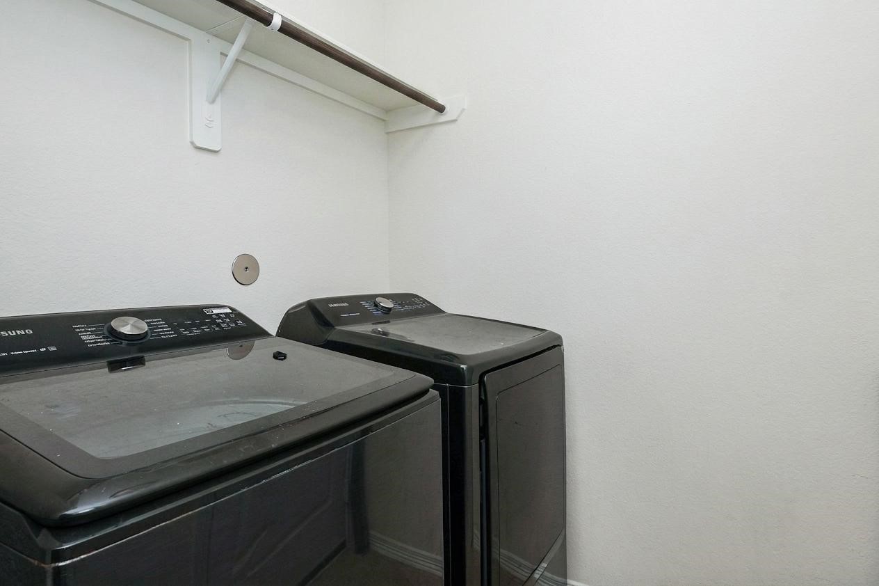 10010 Yanet Grove Lane Property Photo 27
