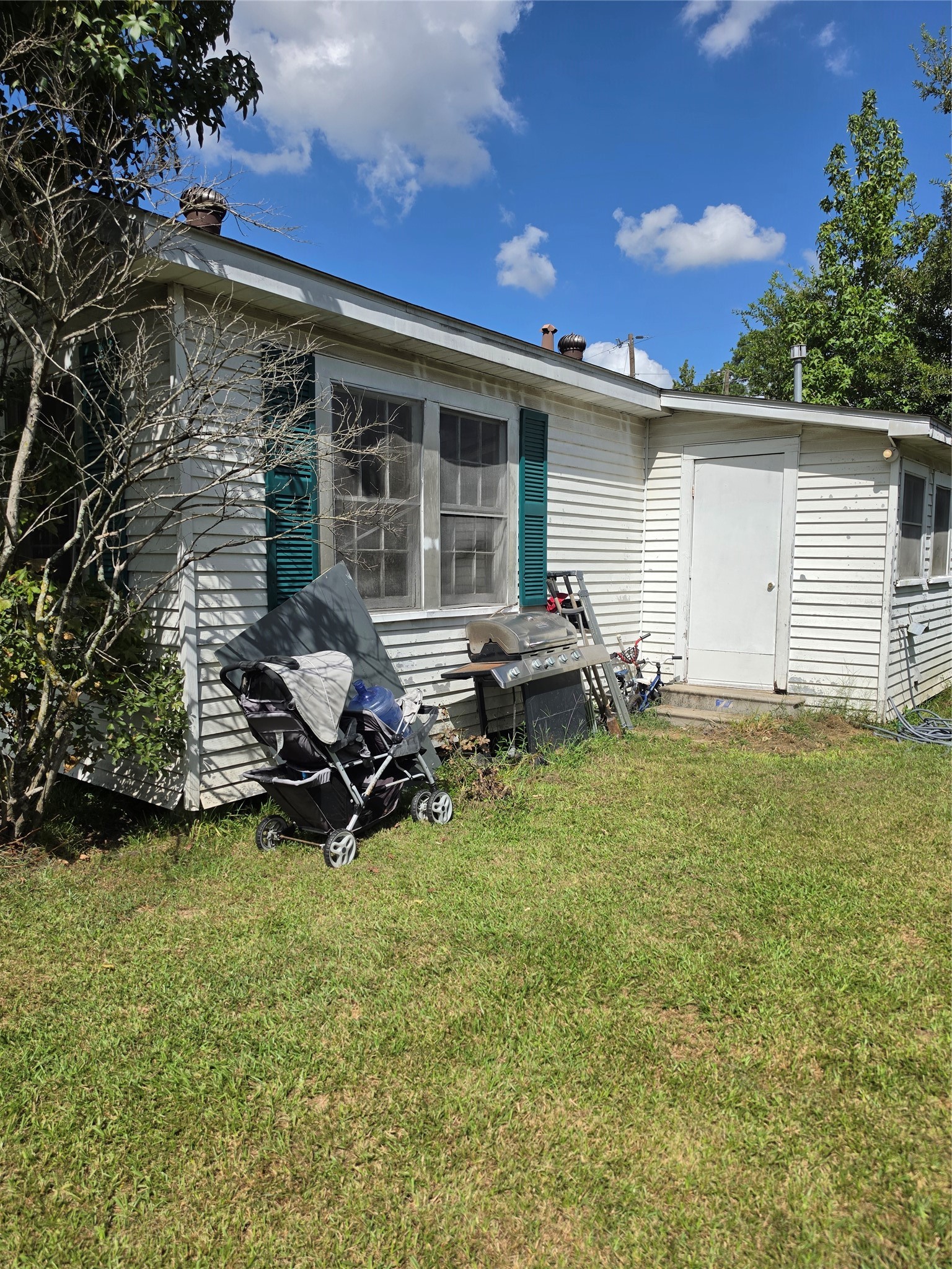 300 S Sandra Street Property Photo 7
