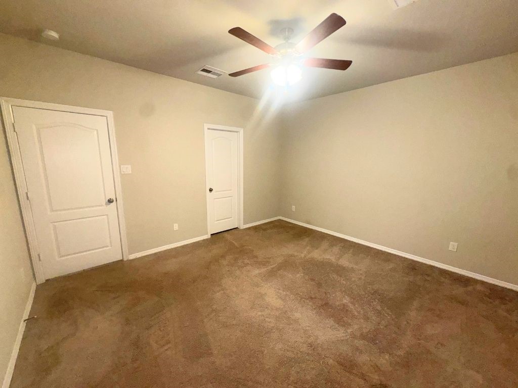 25734 Boxwood Hedge Lane Property Photo 9