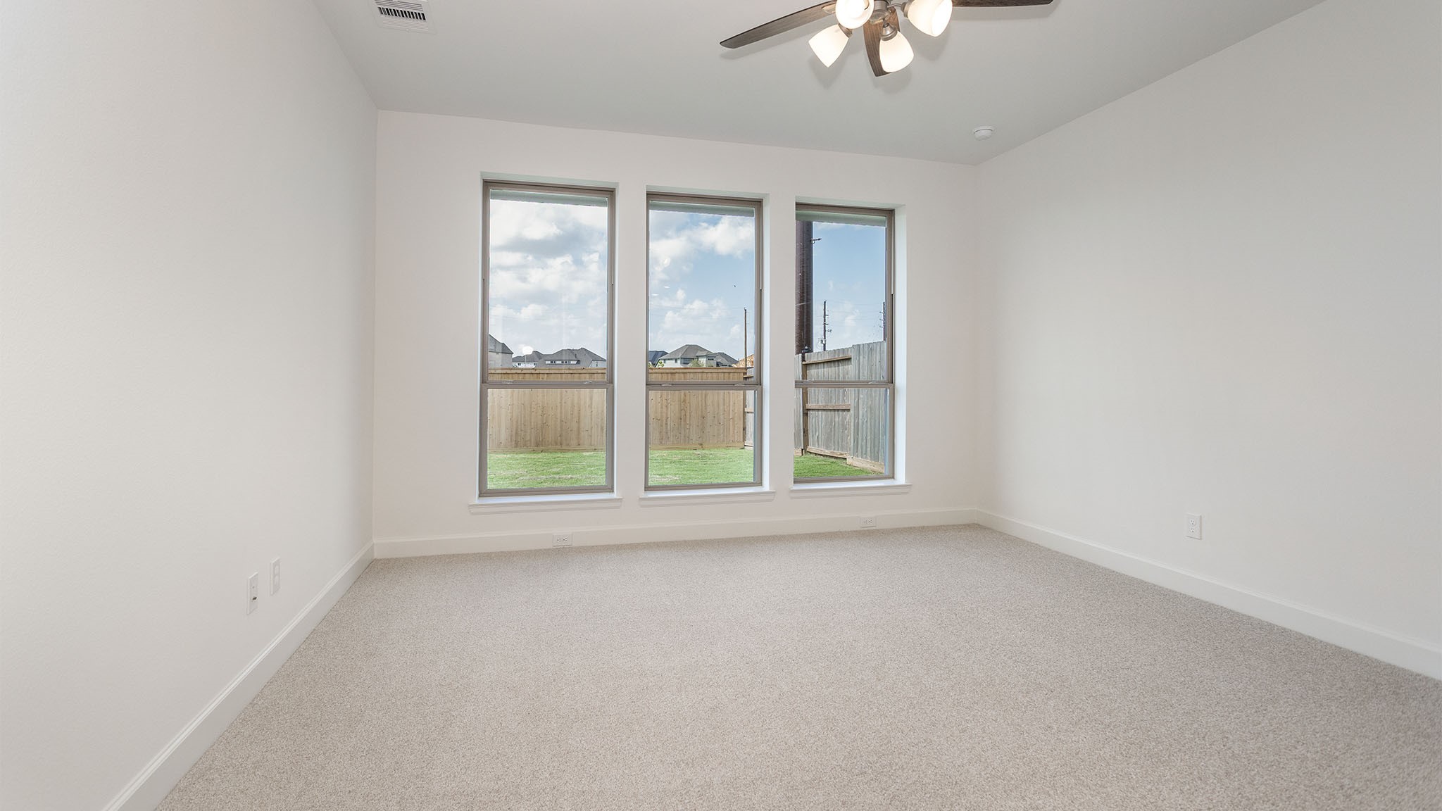 10627 Melida Dawn Way Property Photo 11