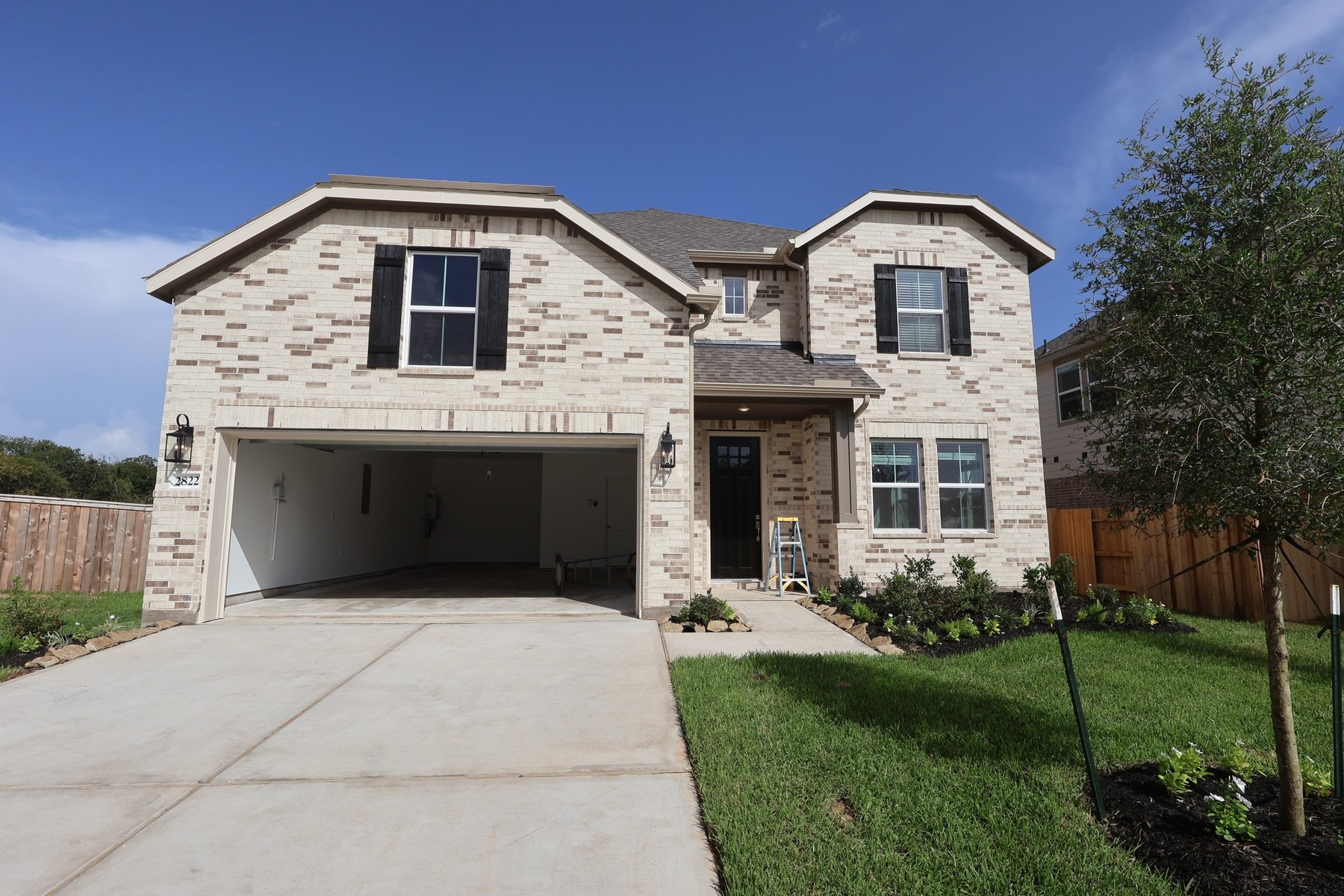 2822 Dark Lantern Drive Property Photo 2