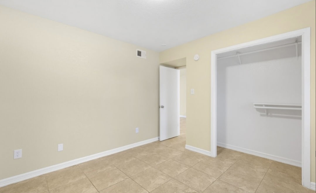 230 E Virginia Street F Property Photo 6