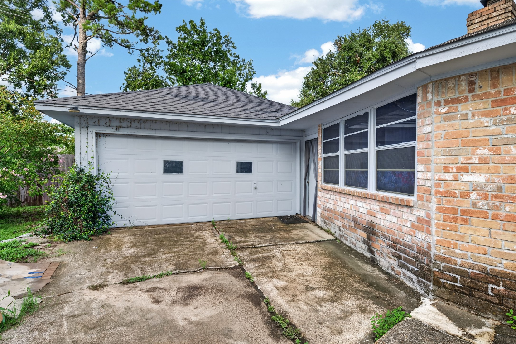 5714 Arbor Vitae Drive Property Photo 5