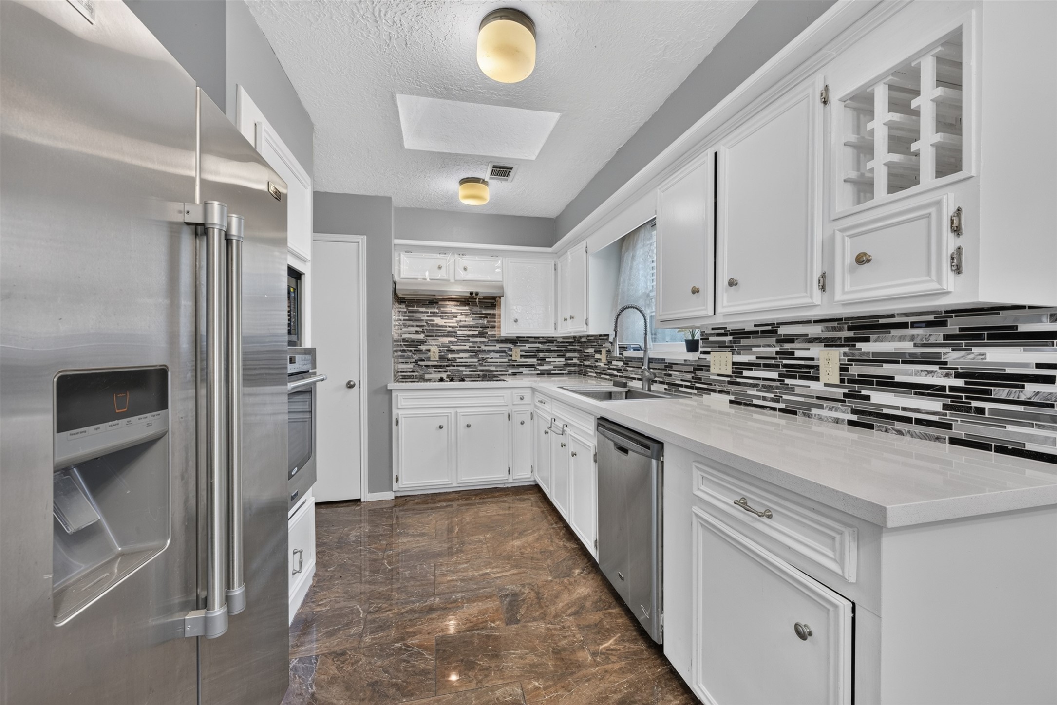 5714 Arbor Vitae Drive Property Photo 12