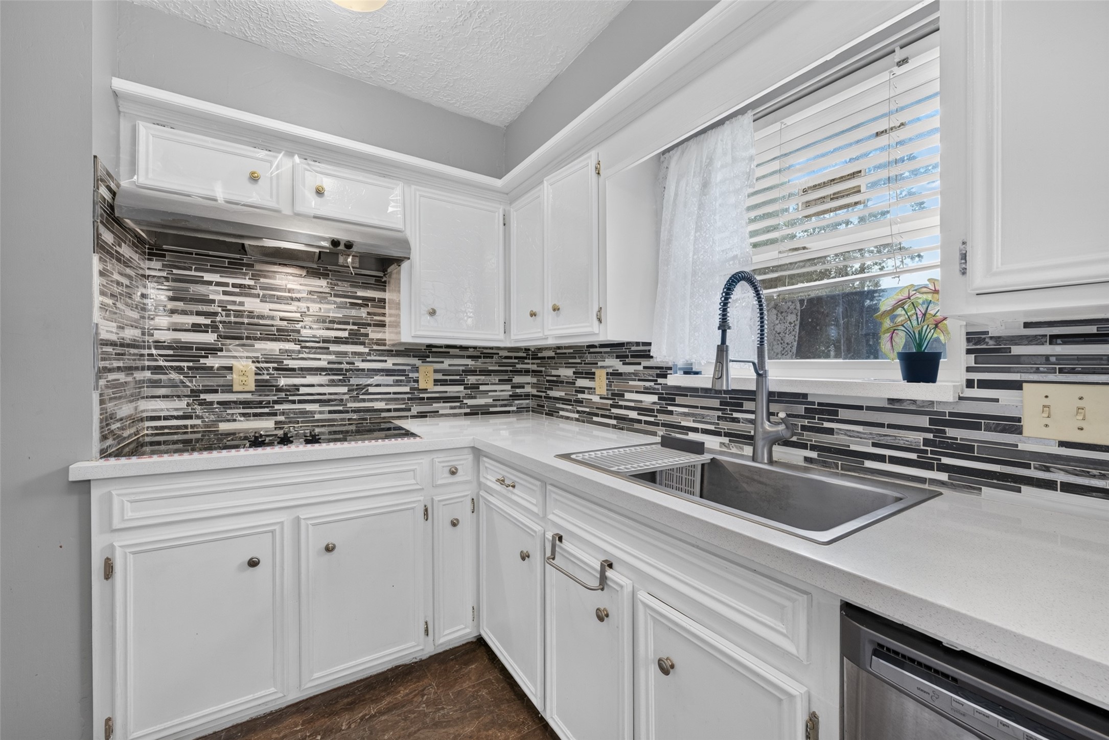 5714 Arbor Vitae Drive Property Photo 14