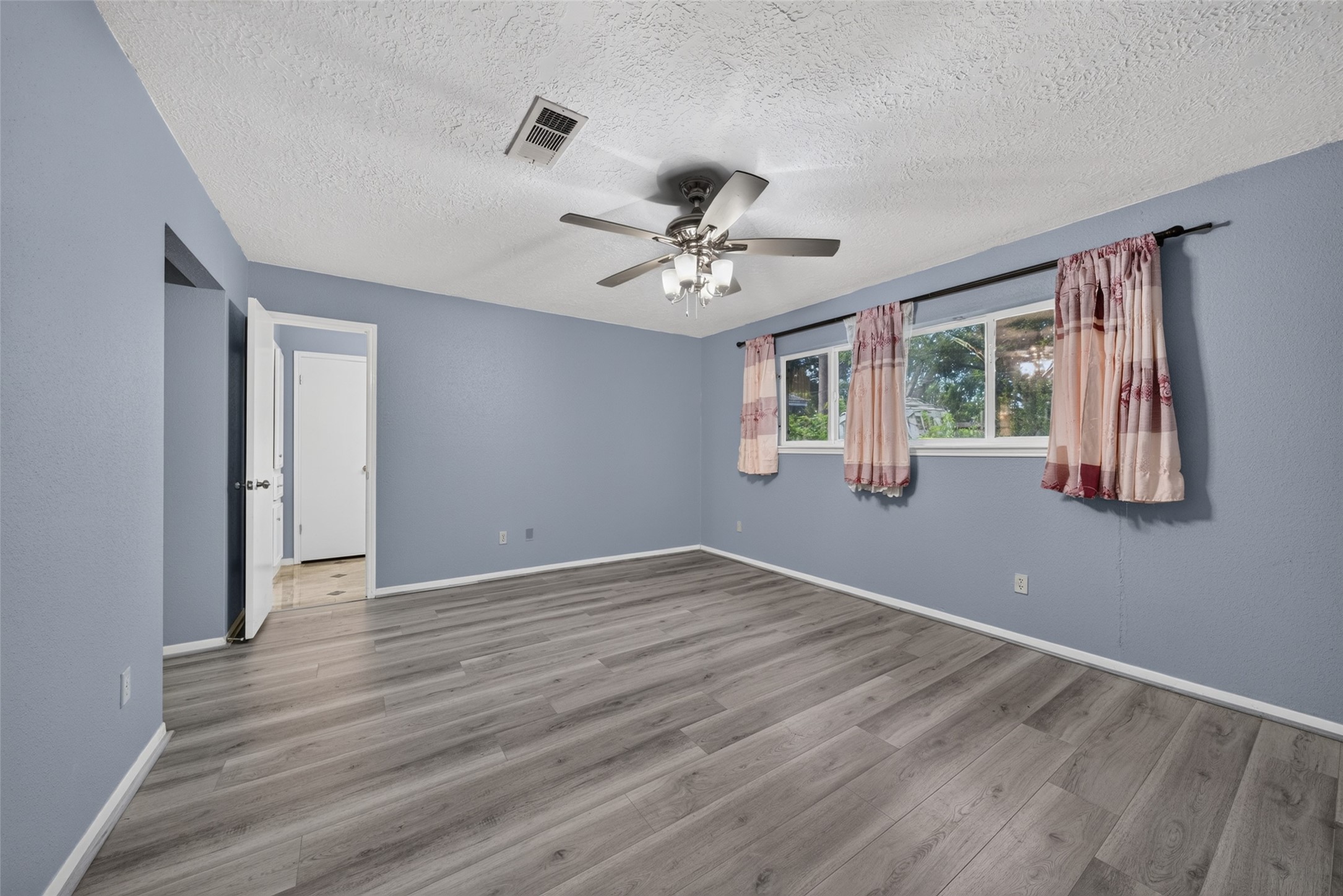 5714 Arbor Vitae Drive Property Photo 32