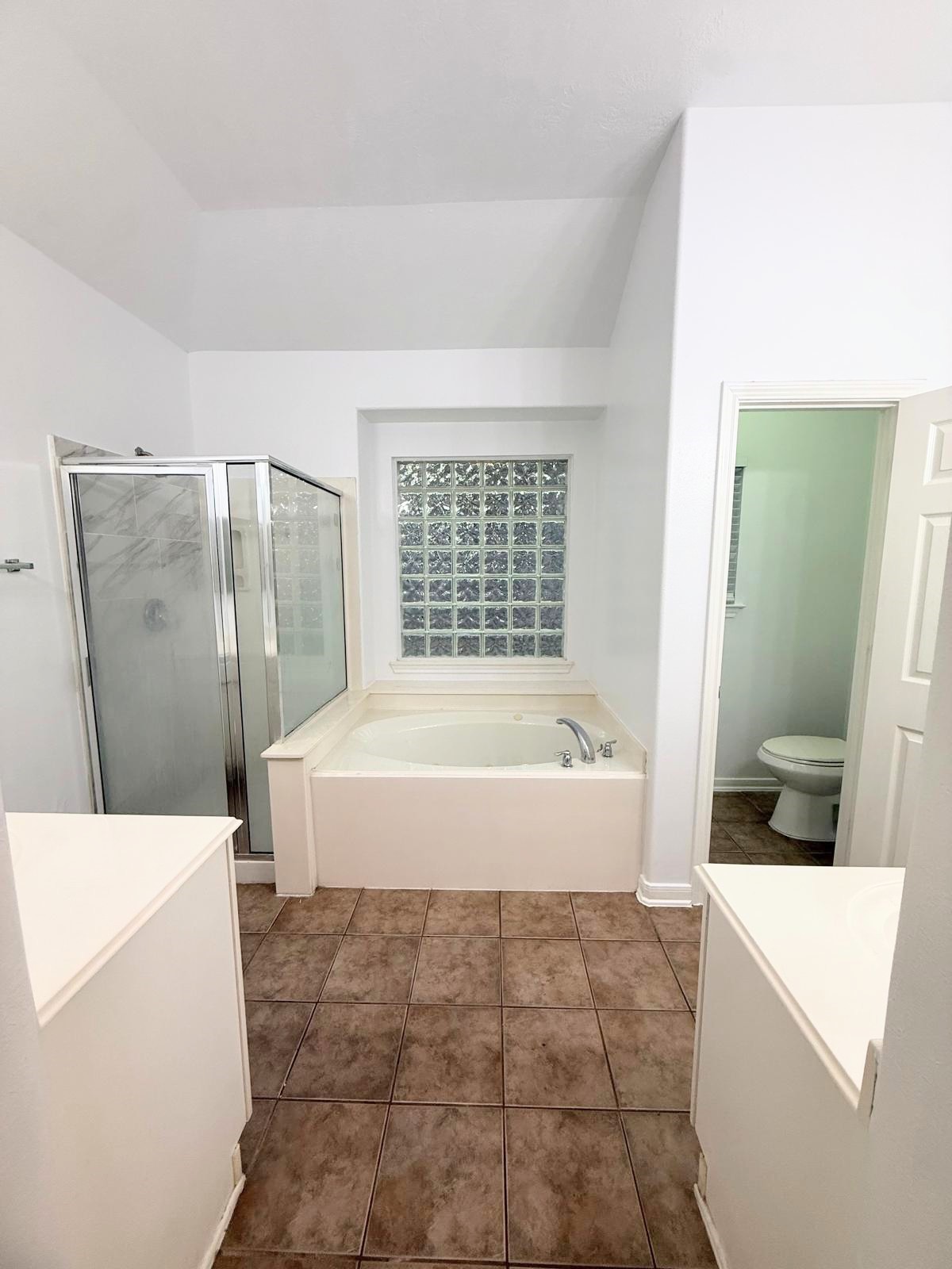 21731 Hannover Ridge Drive Property Photo 10