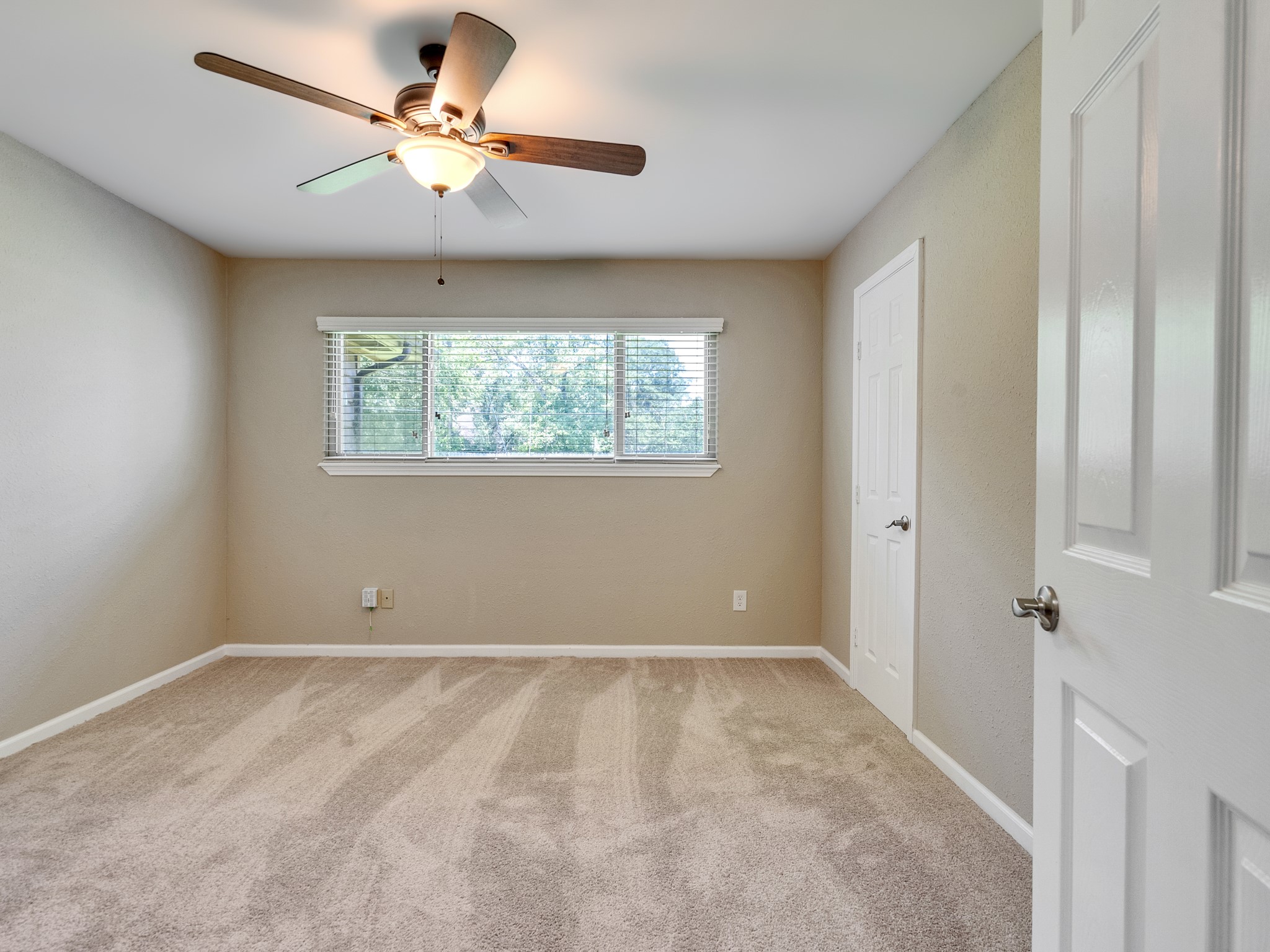 603 Casper Court Property Photo 22