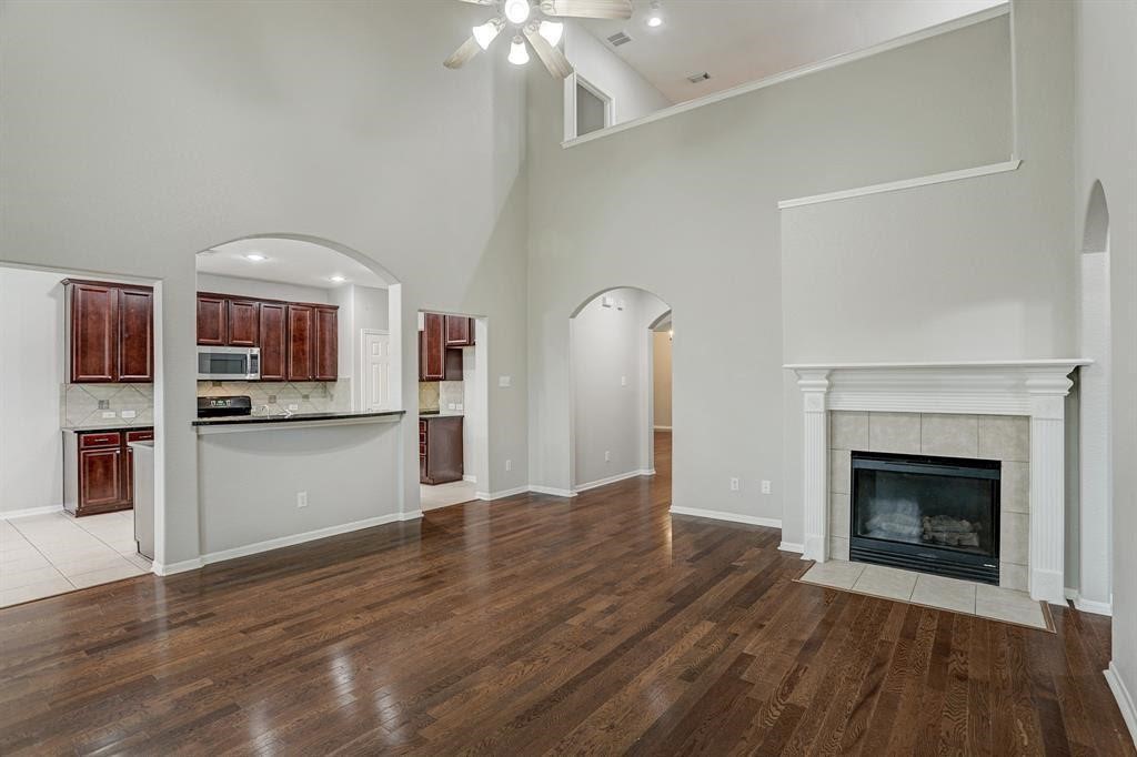 2626 N Canyon Falls Dr Drive N Property Photo 4