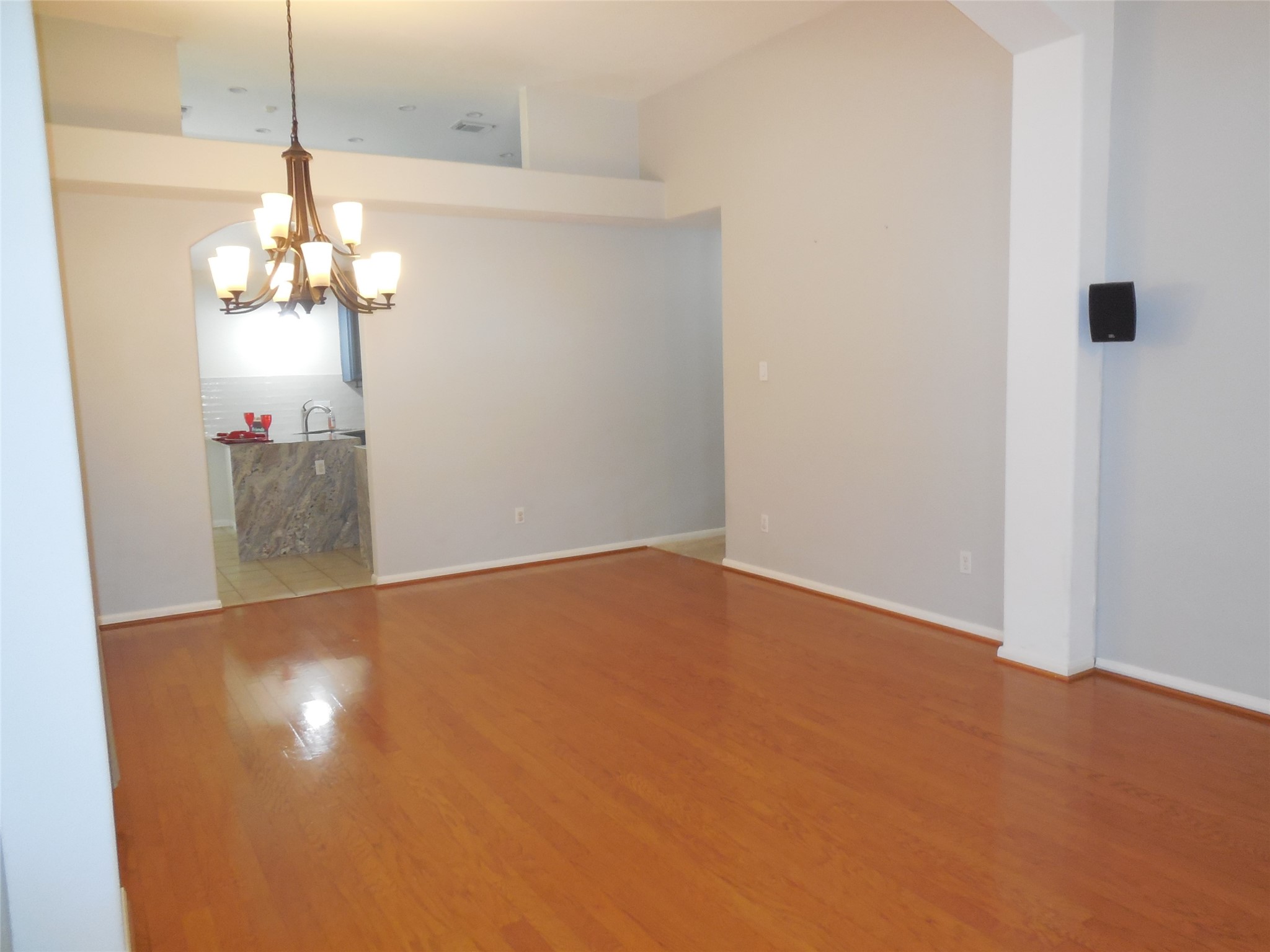 10523 N Newpark Drive Property Photo 8