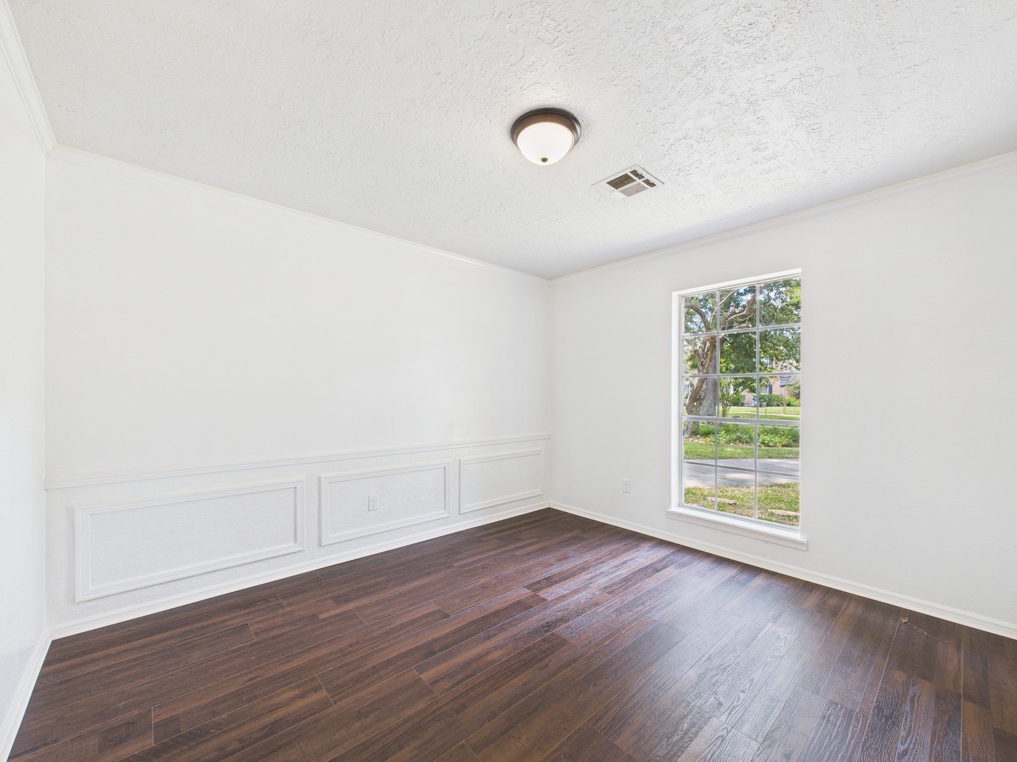 8315 Lichen Lane Property Photo 6
