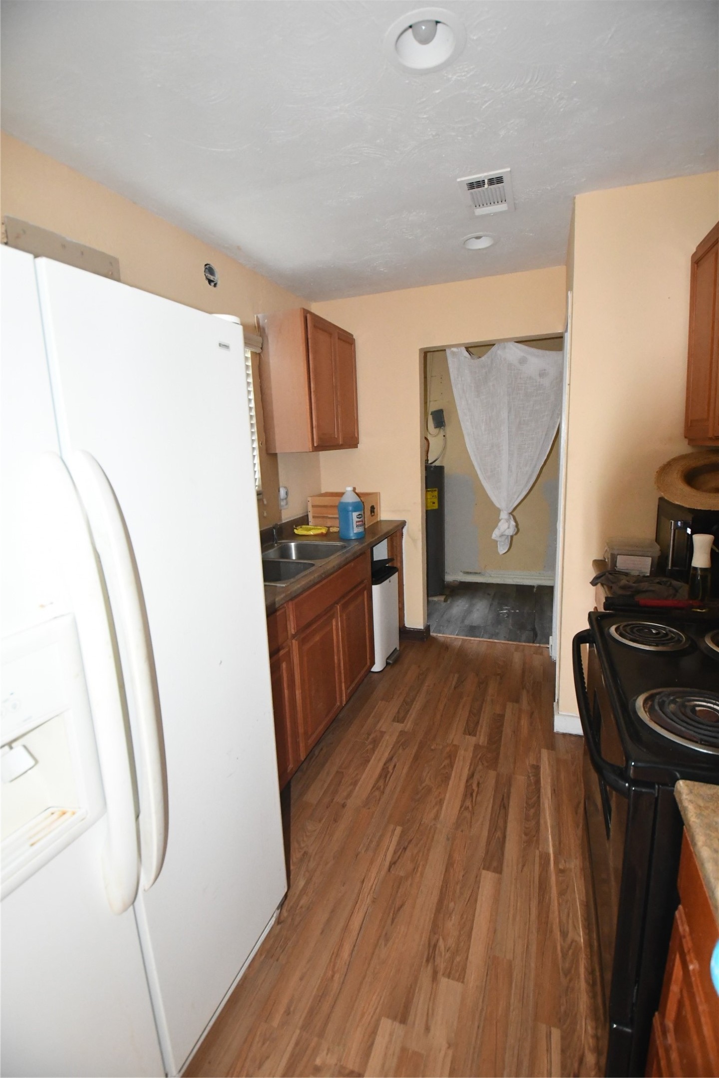 401 County Road 2226 Property Photo 5
