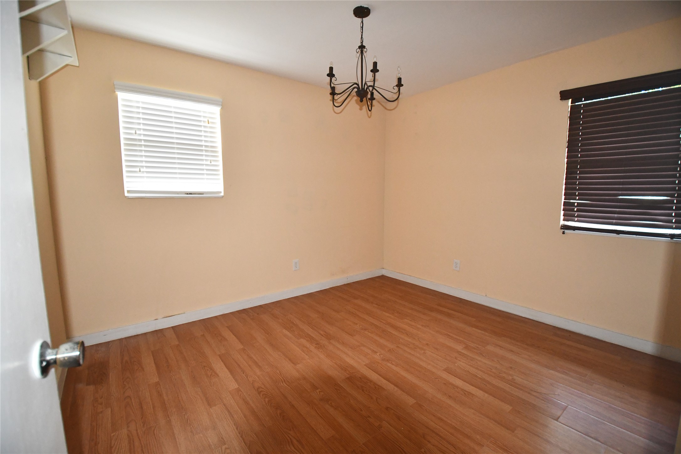 401 County Road 2226 Property Photo 6