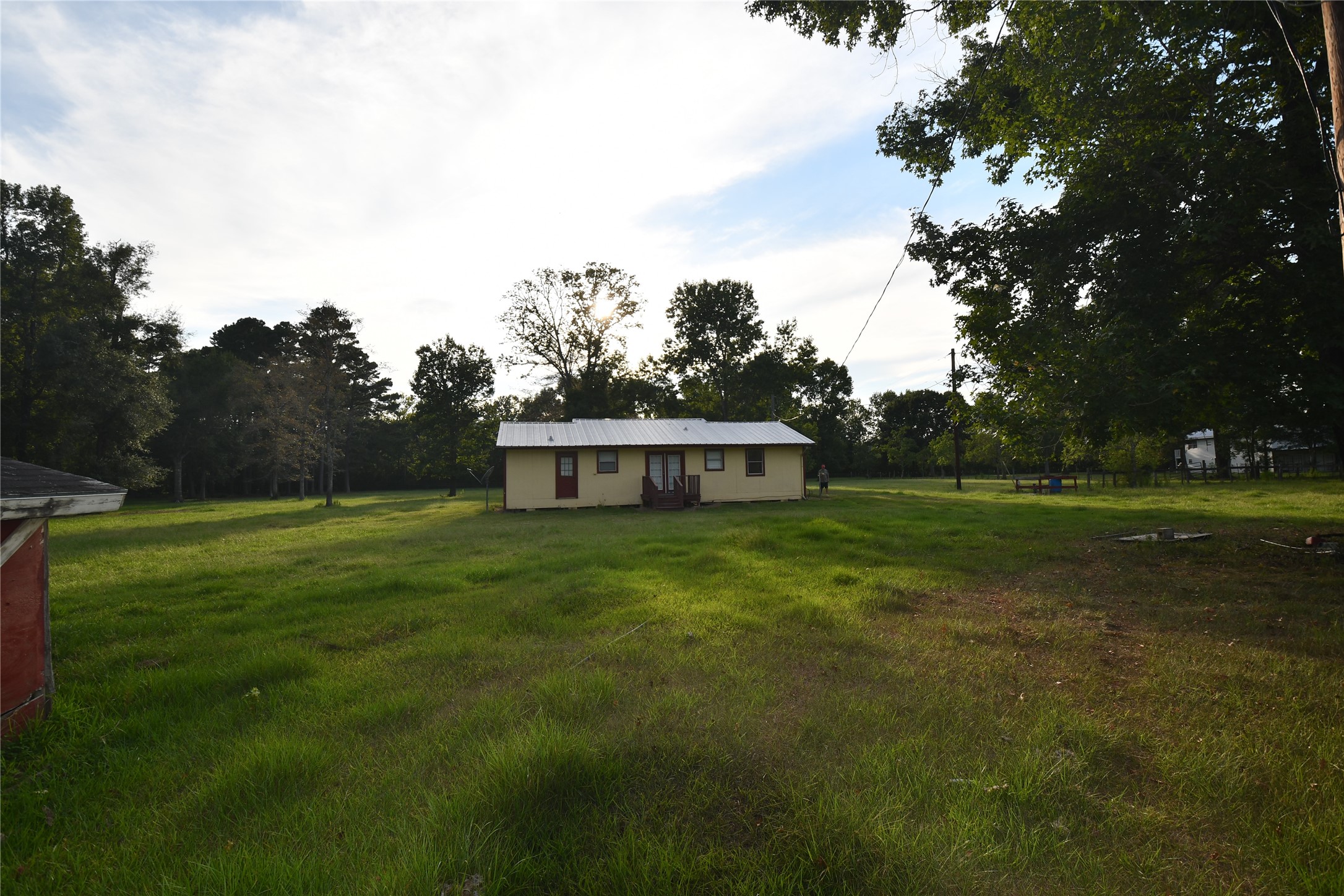 401 County Road 2226 Property Photo 14
