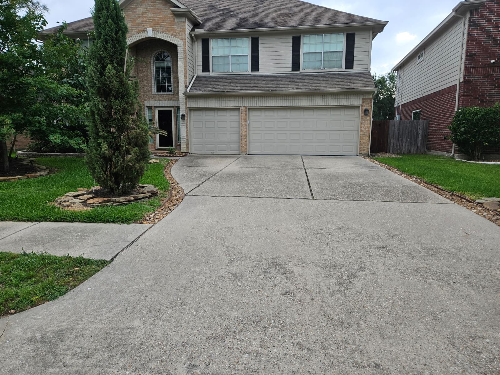 19227 Royal Isle Drive Property Photo 2