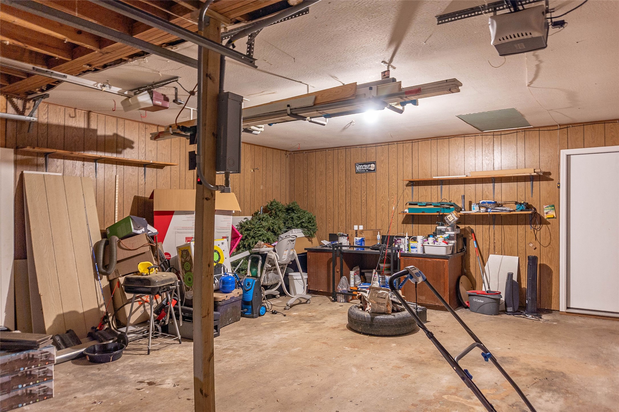 302 Oak Lane Property Photo 43