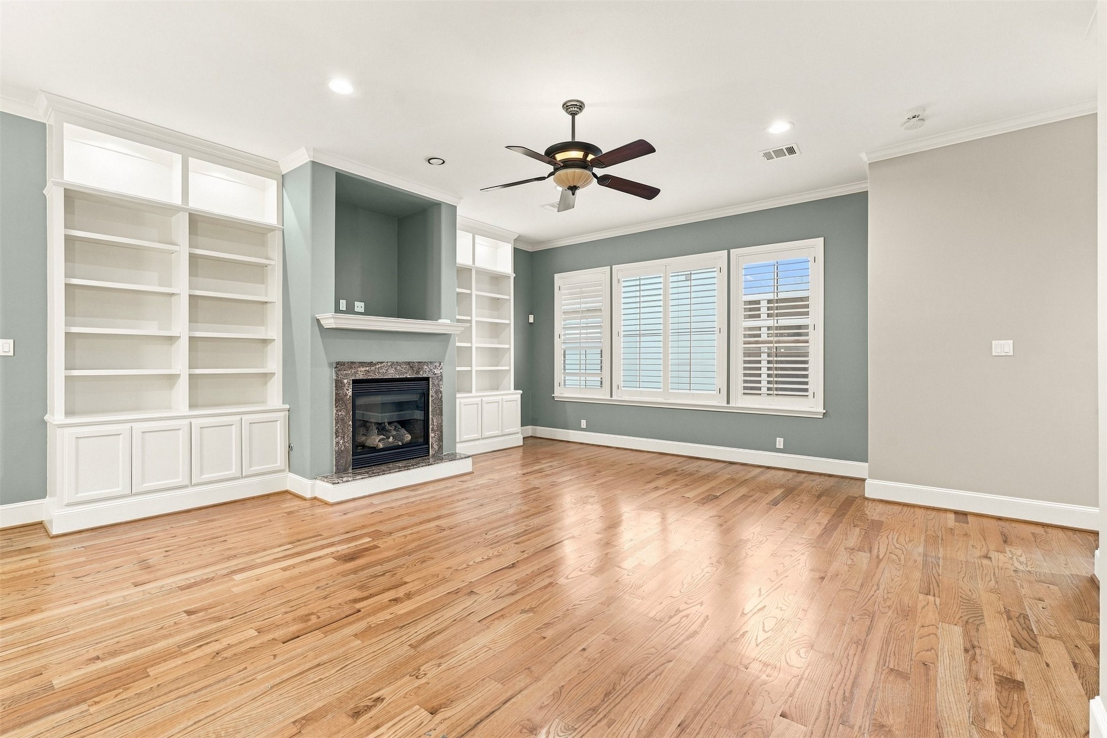 1714 Ovid Street A Property Photo 9