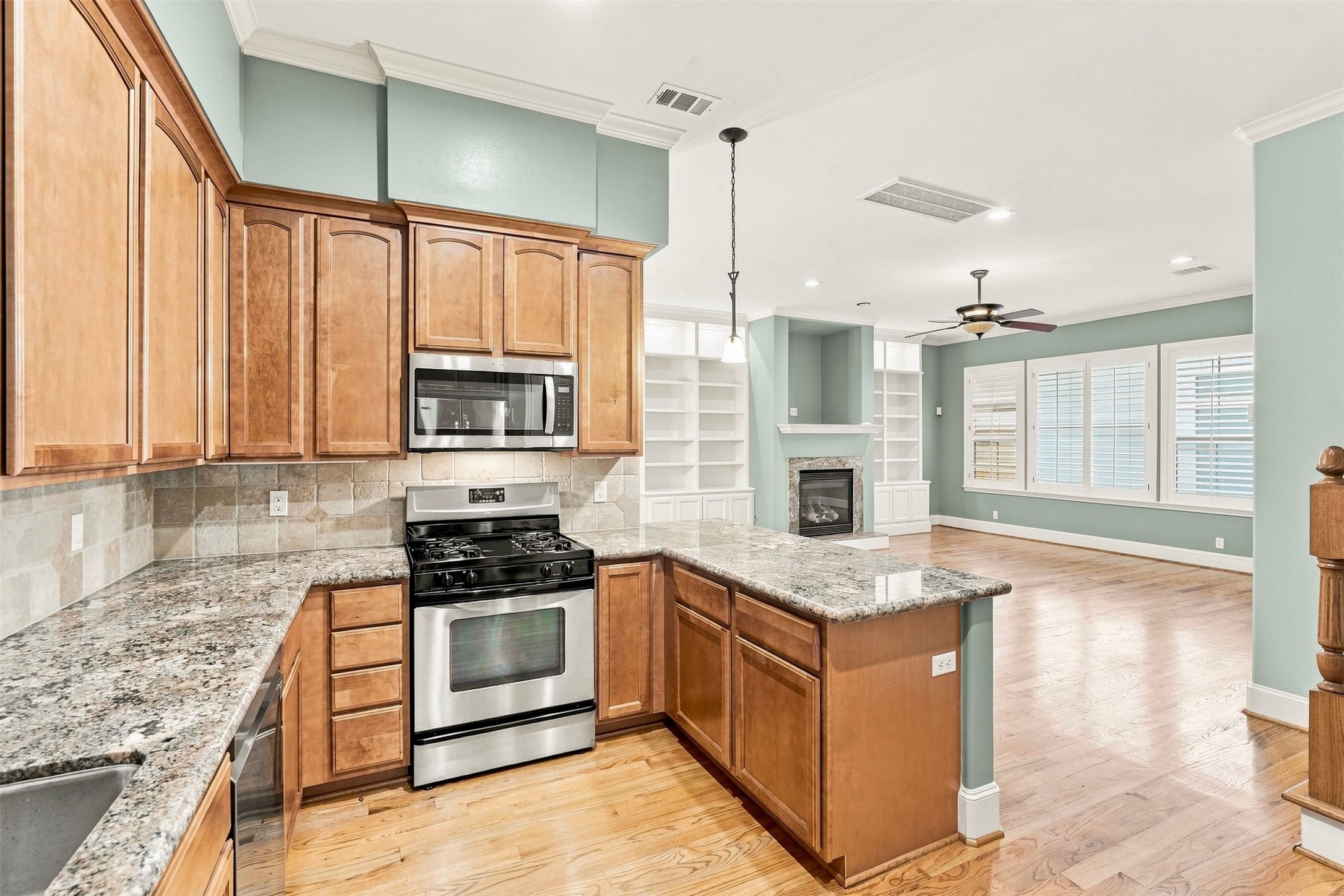1714 Ovid Street A Property Photo 15