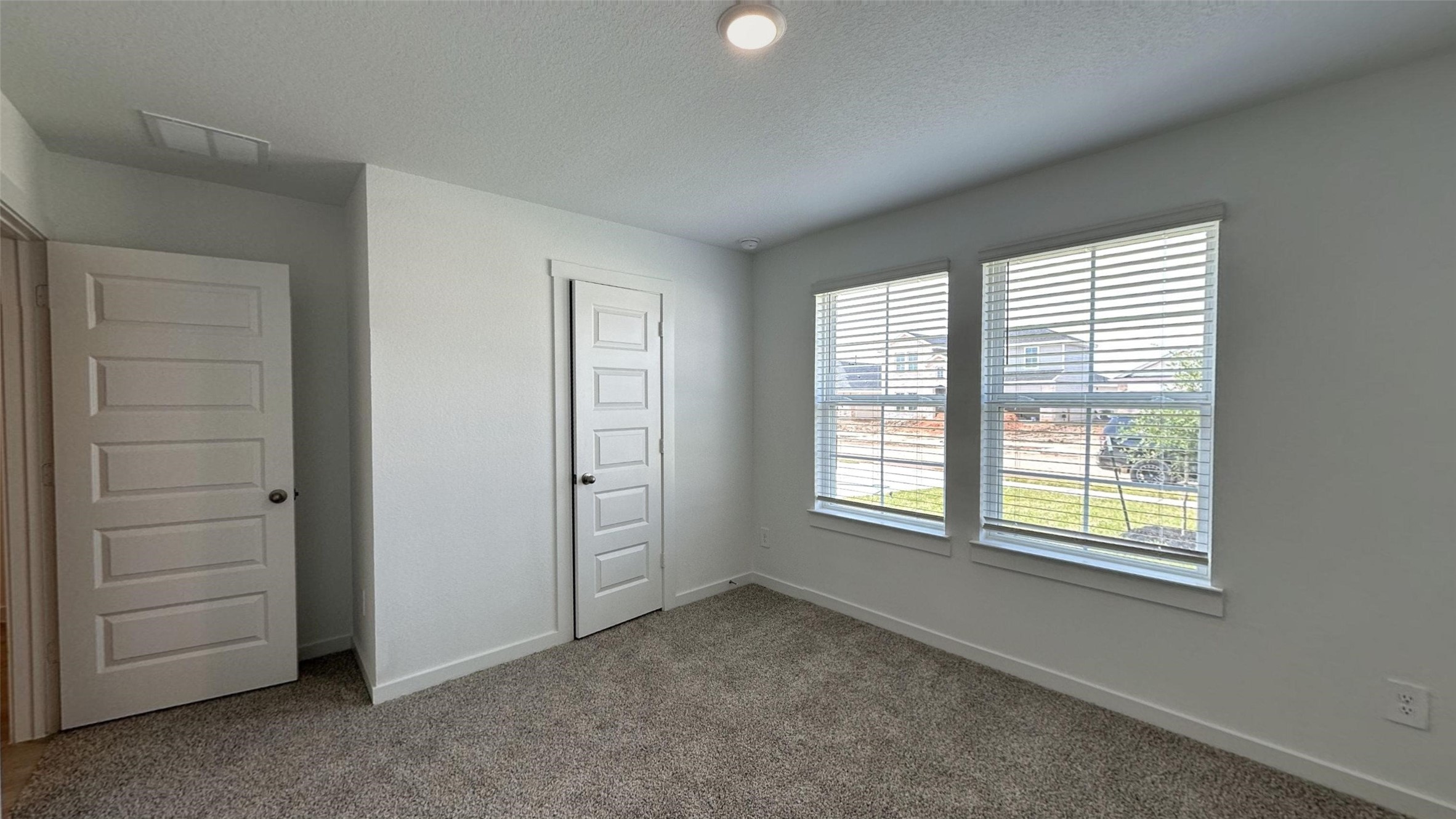 31727 Margaret Woods Lane Property Photo 5