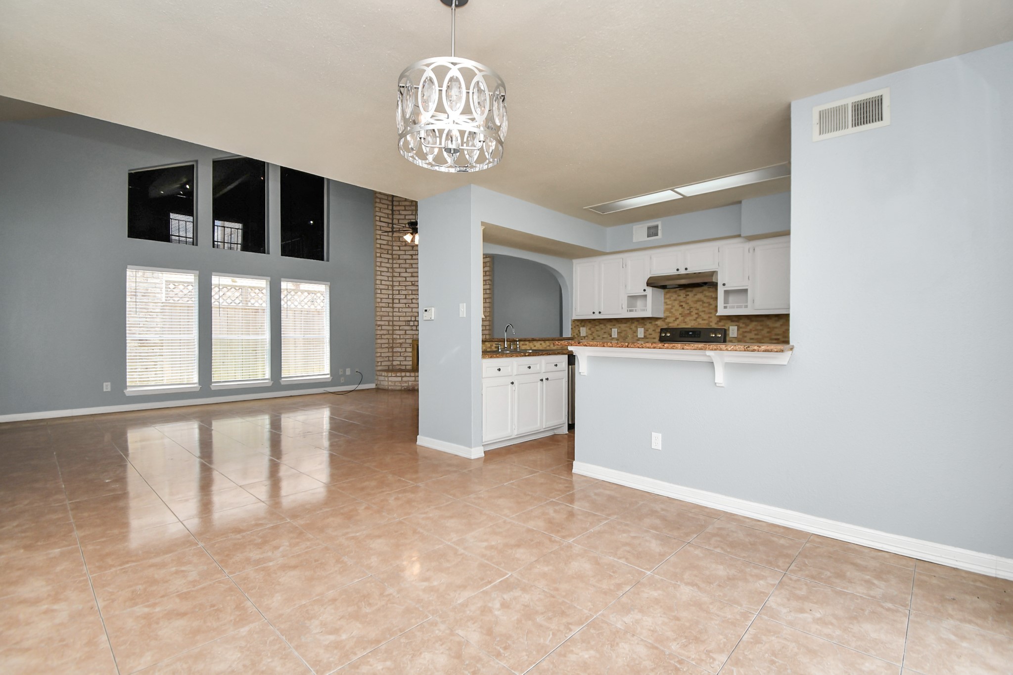 11730 Zarroll Drive Property Photo 9