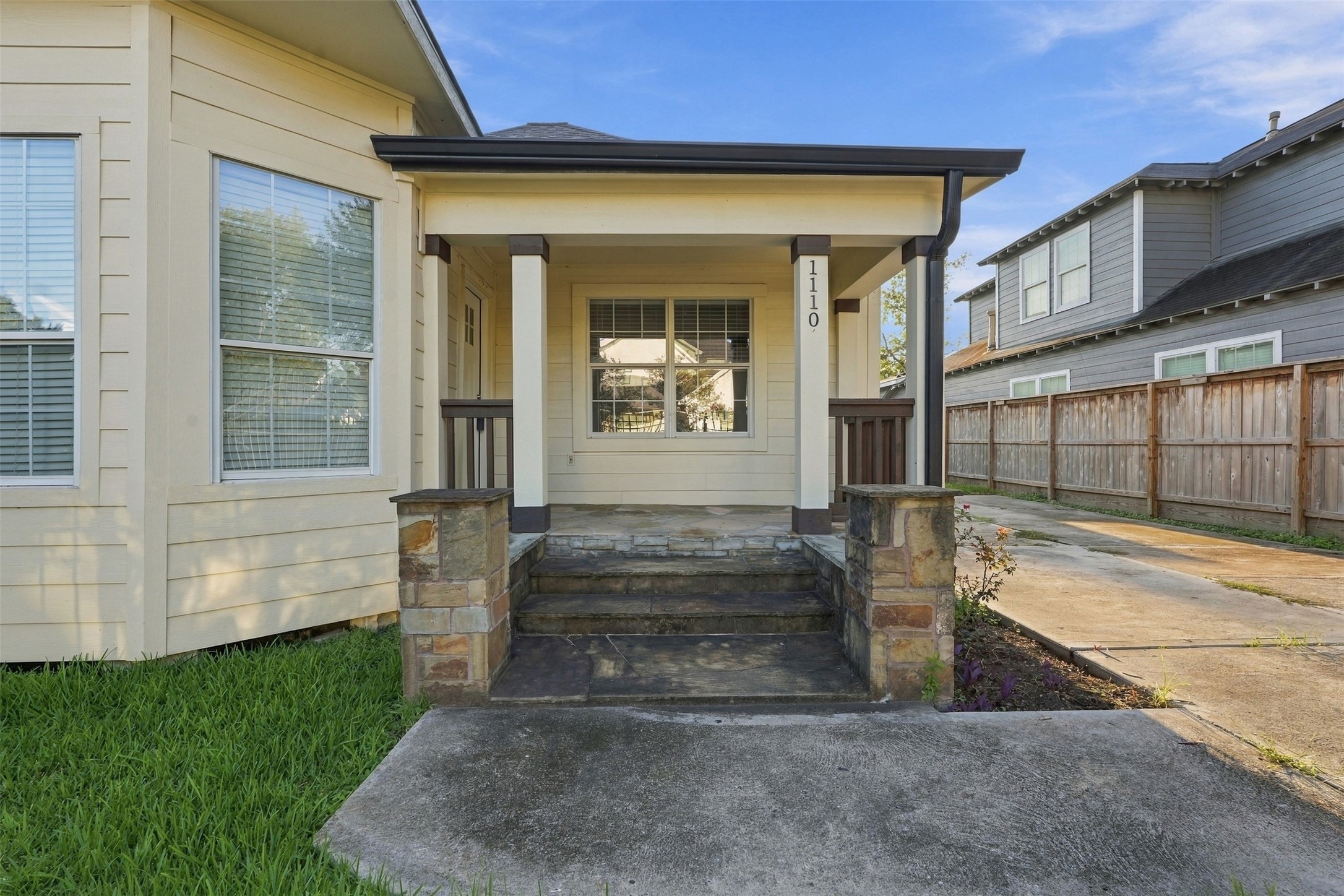 1110 Cordell Street Property Photo 3