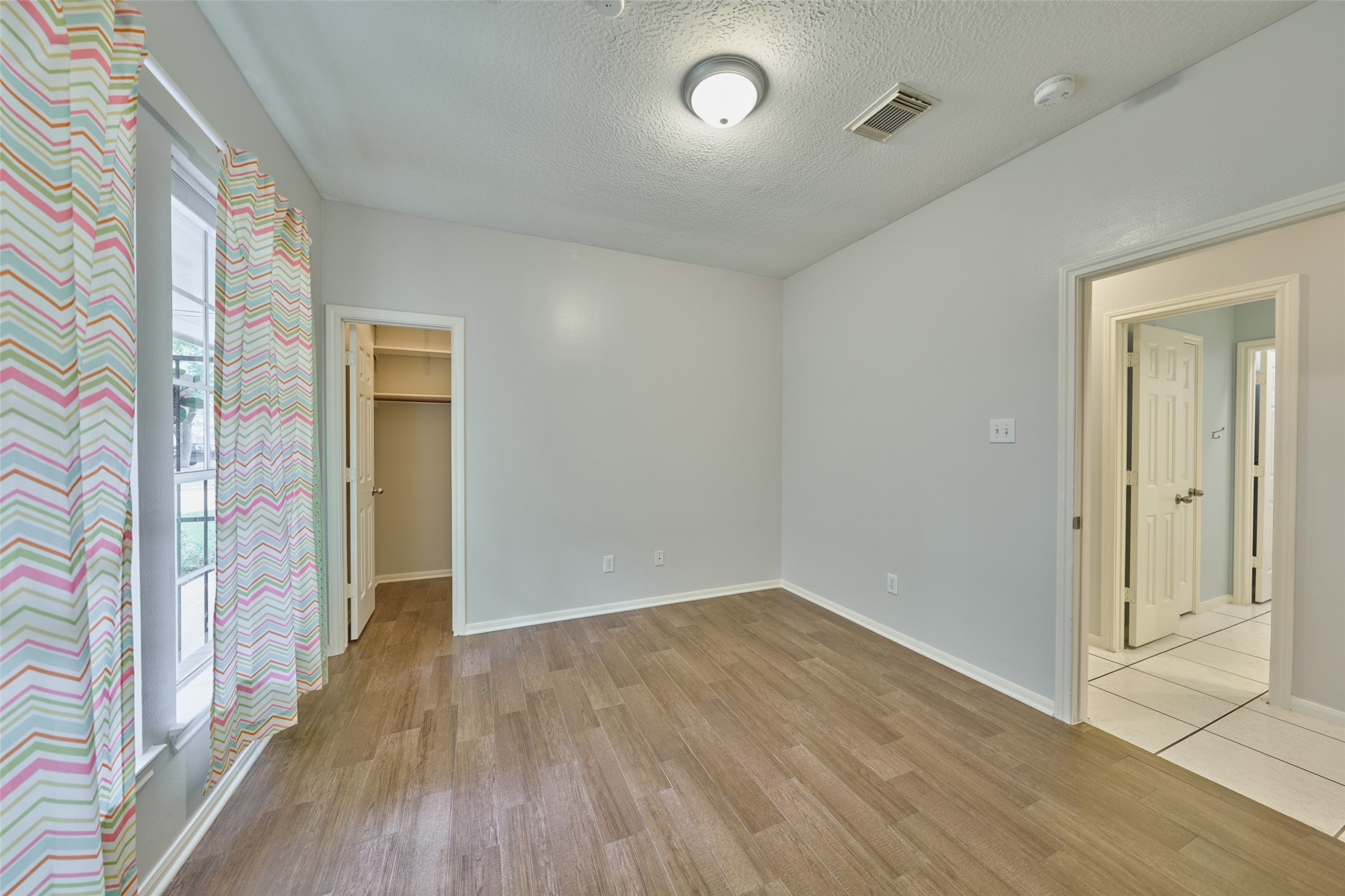 13839 Carriage Walk Lane Property Photo 39