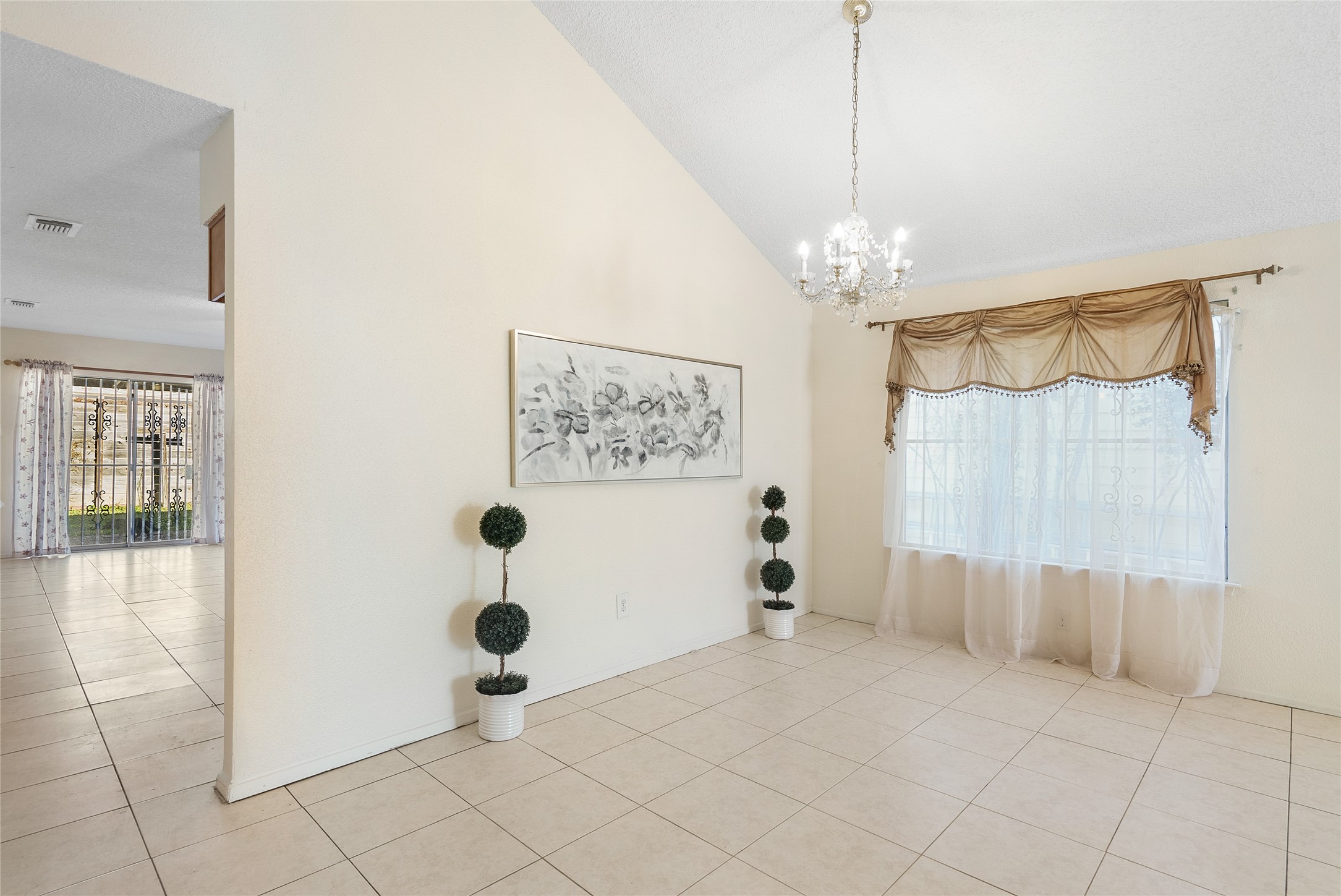 13622 Sunswept Way Property Photo 10
