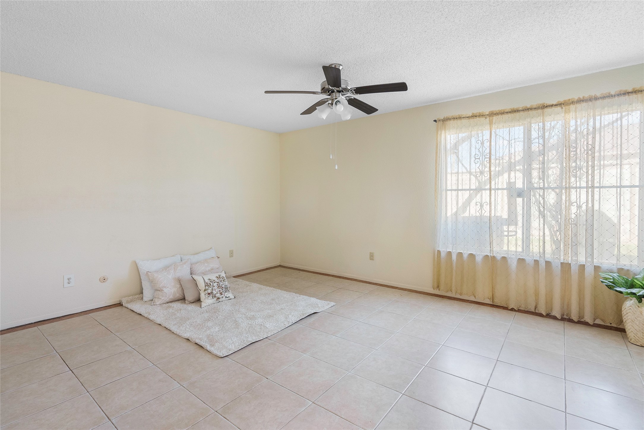 13622 Sunswept Way Property Photo 17