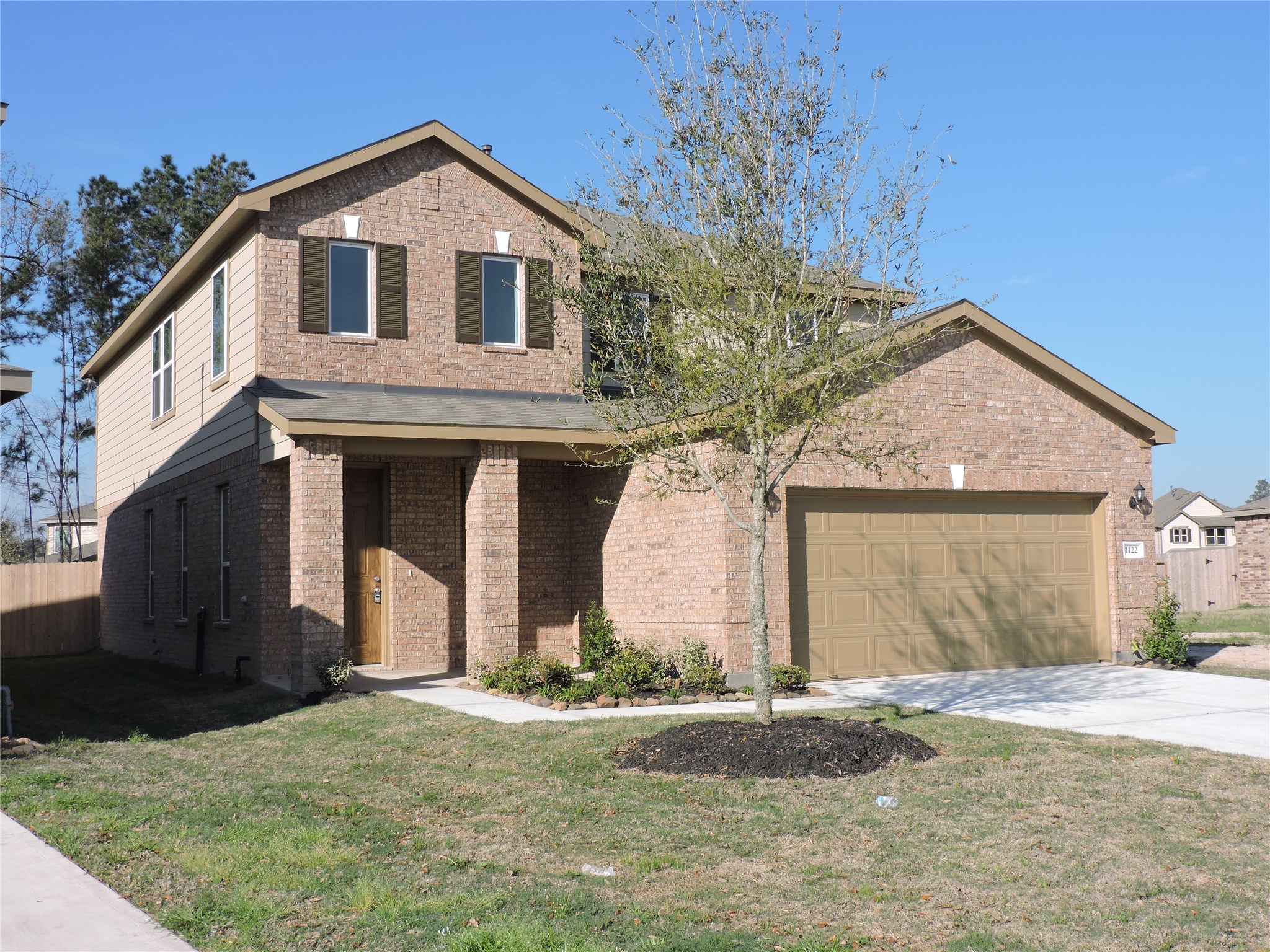 1122 Epworth Court Property Photo 1